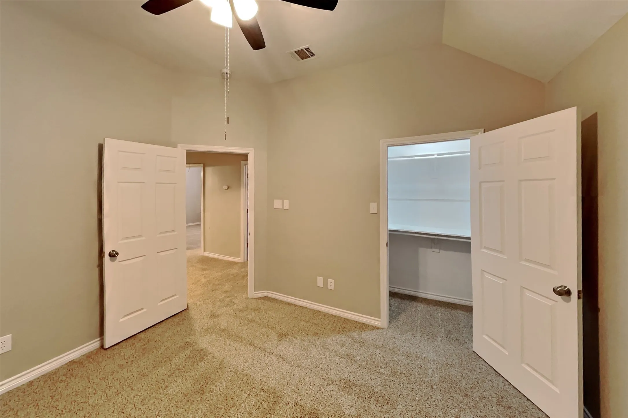 Single Family Residence For Rent in Denton County , 2725 Crepe Myrtle Drive, Flower Mound, Texas 75028, 4 Bedroom, 3 Bathroom, 2 Garage spaces, 2,878 Sqft, built in 1993, mls#21388204, Real Estate Agent in Flower Mound, Homes For Rent in Denton county, Homes For Rent in Flower Mound, Realtor in Flower Mound Texas, Real Estate Brokerage Independent Realty Texas, Luminita Cordes Realtor