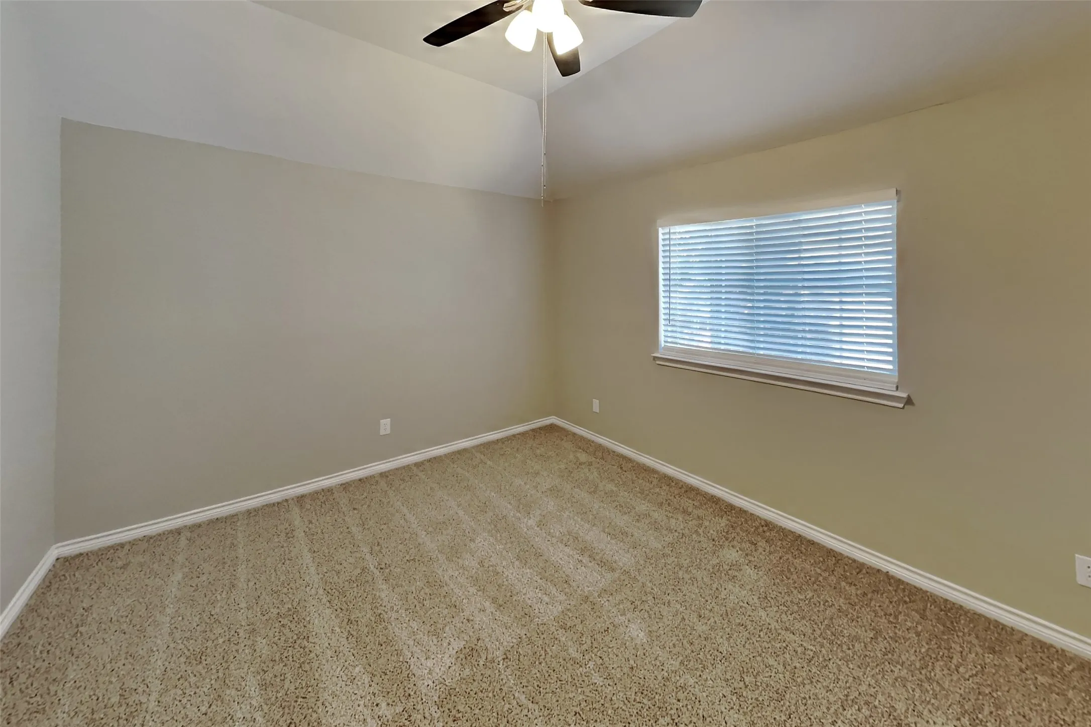 Single Family Residence For Rent in Denton County , 2725 Crepe Myrtle Drive, Flower Mound, Texas 75028, 4 Bedroom, 3 Bathroom, 2 Garage spaces, 2,878 Sqft, built in 1993, mls#21388204, Real Estate Agent in Flower Mound, Homes For Rent in Denton county, Homes For Rent in Flower Mound, Realtor in Flower Mound Texas, Real Estate Brokerage Independent Realty Texas, Luminita Cordes Realtor