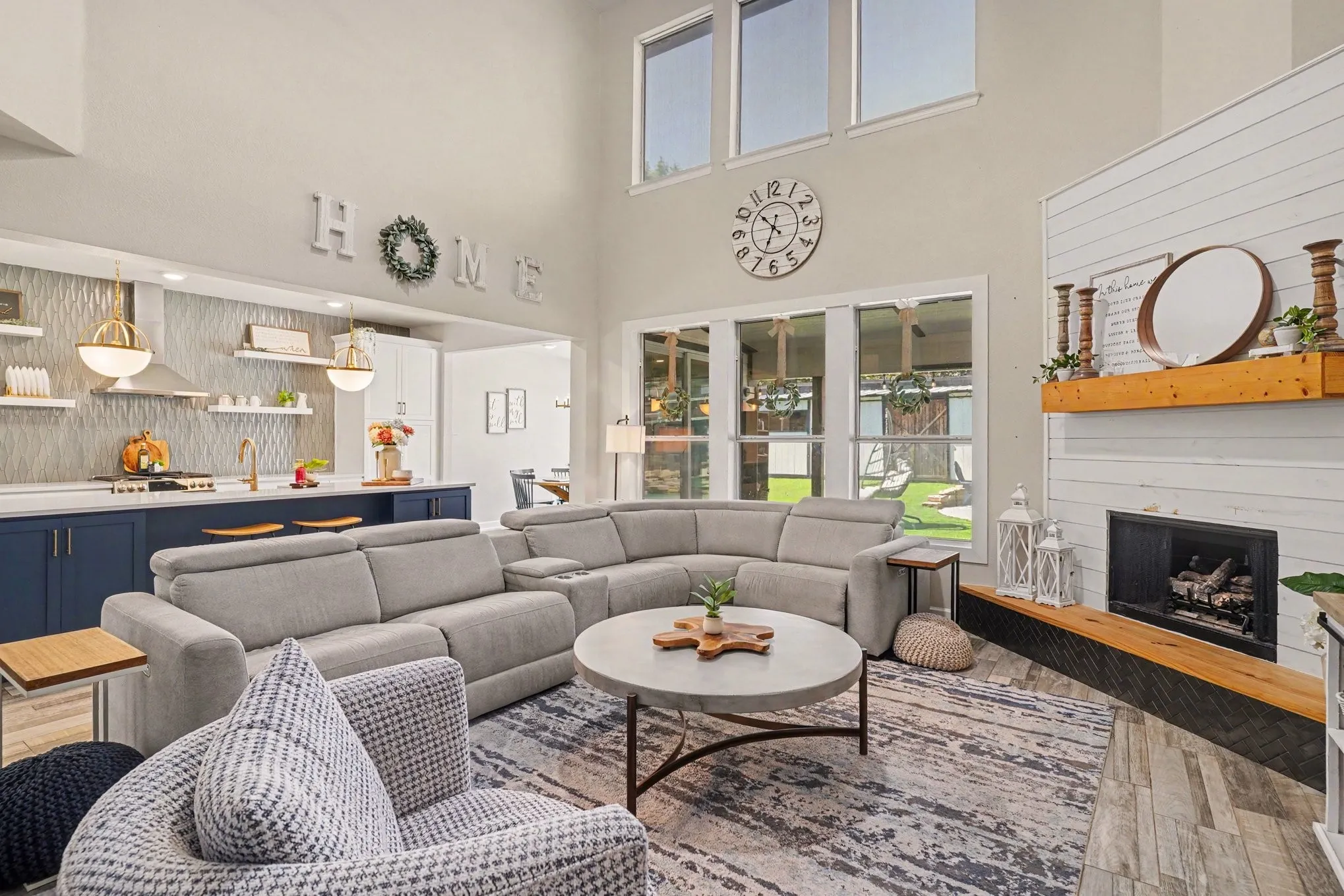 Single Family Residence For Sale in Tarrant County , 2515 Edgefield Trail, Mansfield, Texas 76063, 5 Bedroom, 4 Bathroom, 2 Garage spaces, 2,841 Sqft, built in 2002, mls#21386904, Real Estate Agent in Mansfield, Homes For Sale in Tarrant county, Homes For Sale in Mansfield, Realtor in Mansfield Texas, Real Estate Brokerage Independent Realty Texas, Luminita Cordes Realtor