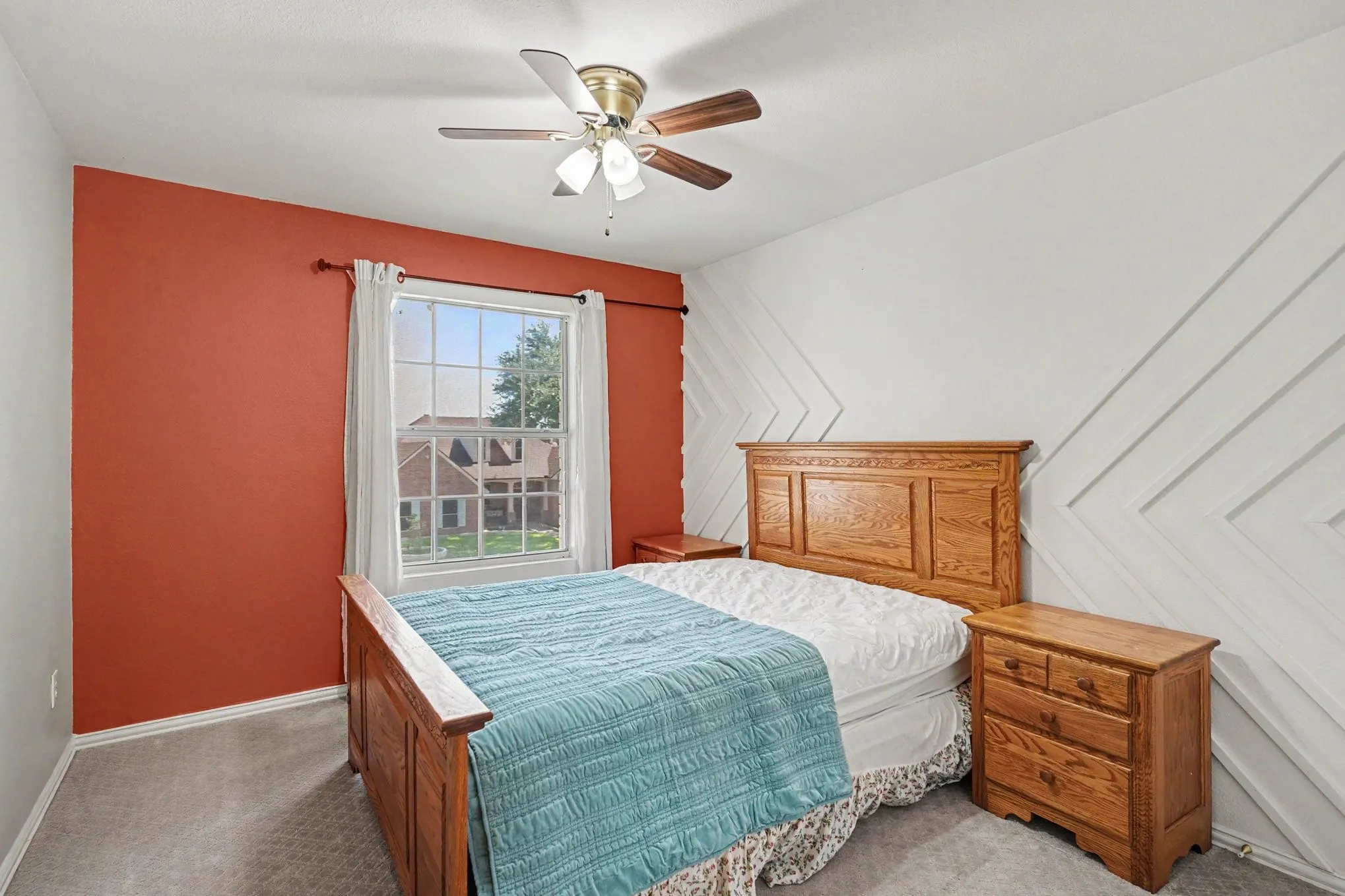 Single Family Residence For Sale in Tarrant County , 2515 Edgefield Trail, Mansfield, Texas 76063, 5 Bedroom, 4 Bathroom, 2 Garage spaces, 2,841 Sqft, built in 2002, mls#21386904, Real Estate Agent in Mansfield, Homes For Sale in Tarrant county, Homes For Sale in Mansfield, Realtor in Mansfield Texas, Real Estate Brokerage Independent Realty Texas, Luminita Cordes Realtor