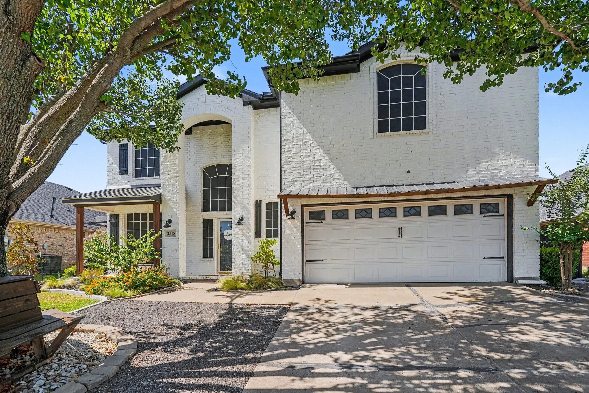 Single Family Residence For Sale in Tarrant County , 2515 Edgefield Trail, Mansfield, Texas 76063, 5 Bedroom, 4 Bathroom, 2 Garage spaces, 2,841 Sqft, built in 2002, mls#21386904, Real Estate Agent in Mansfield, Homes For Sale in Tarrant county, Homes For Sale in Mansfield, Realtor in Mansfield Texas, Real Estate Brokerage Independent Realty Texas, Luminita Cordes Realtor