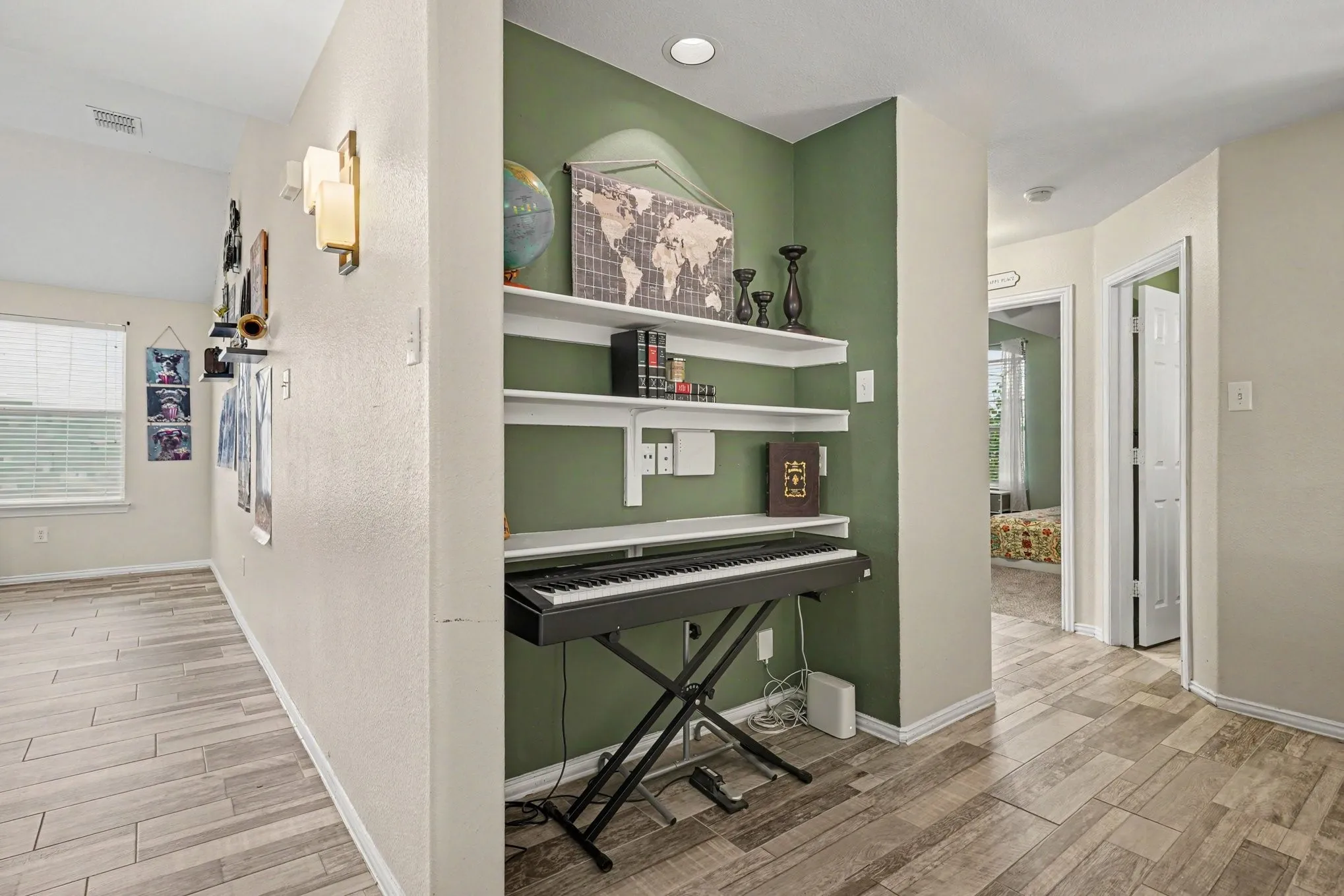 Single Family Residence For Sale in Tarrant County , 2515 Edgefield Trail, Mansfield, Texas 76063, 5 Bedroom, 4 Bathroom, 2 Garage spaces, 2,841 Sqft, built in 2002, mls#21386904, Real Estate Agent in Mansfield, Homes For Sale in Tarrant county, Homes For Sale in Mansfield, Realtor in Mansfield Texas, Real Estate Brokerage Independent Realty Texas, Luminita Cordes Realtor
