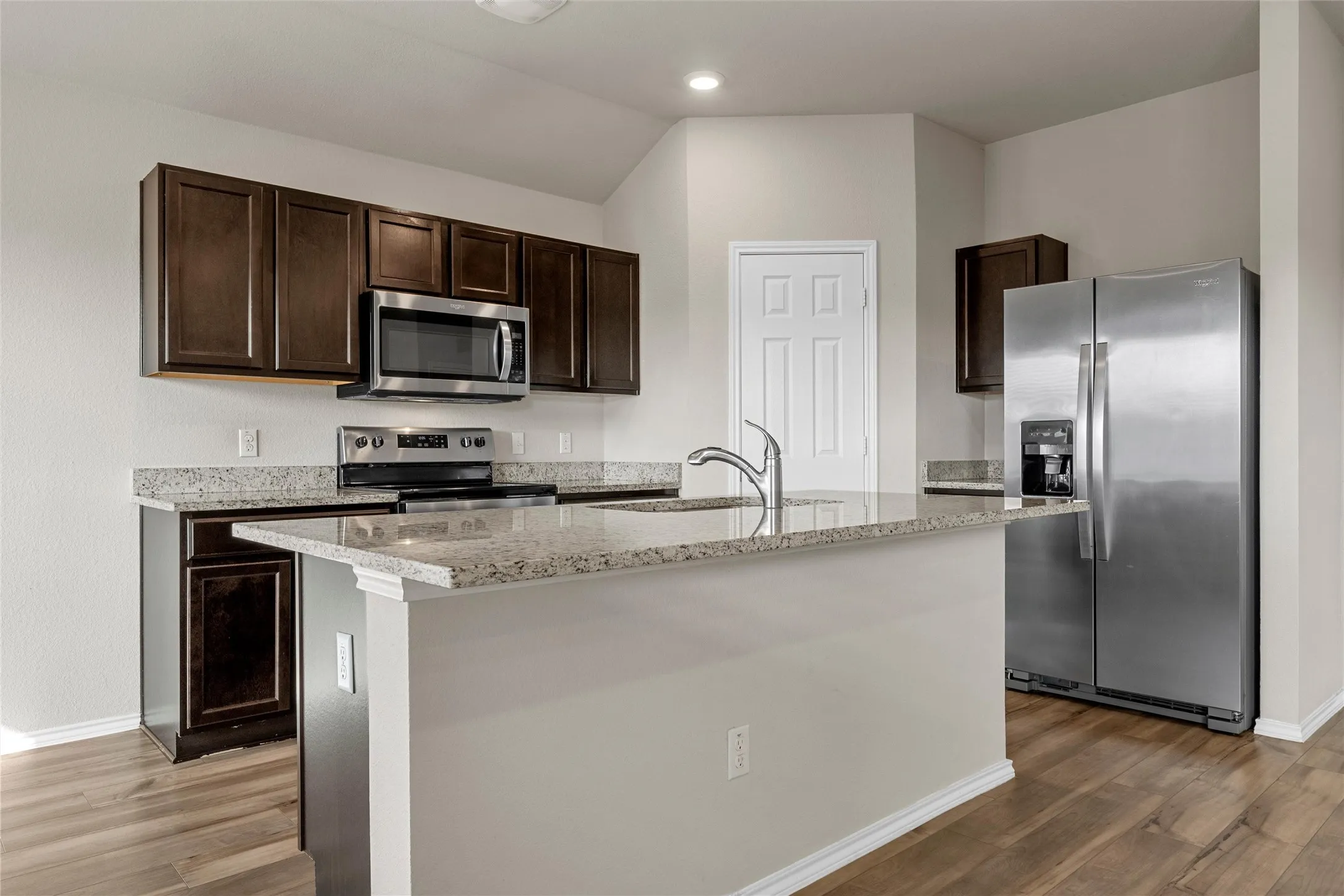 Single Family Residence For Sale in Mc Lennan County , 7100 Guadalupe Road, Waco, Texas 76633, 3 Bedroom, 2 Bathroom, 2 Garage spaces, 1,229 Sqft, built in 2022, mls#21387686, Real Estate Agent in Waco, Homes For Sale in Mc Lennan county, Homes For Sale in Waco, Realtor in Waco Texas, Real Estate Brokerage Independent Realty Texas, Luminita Cordes Realtor