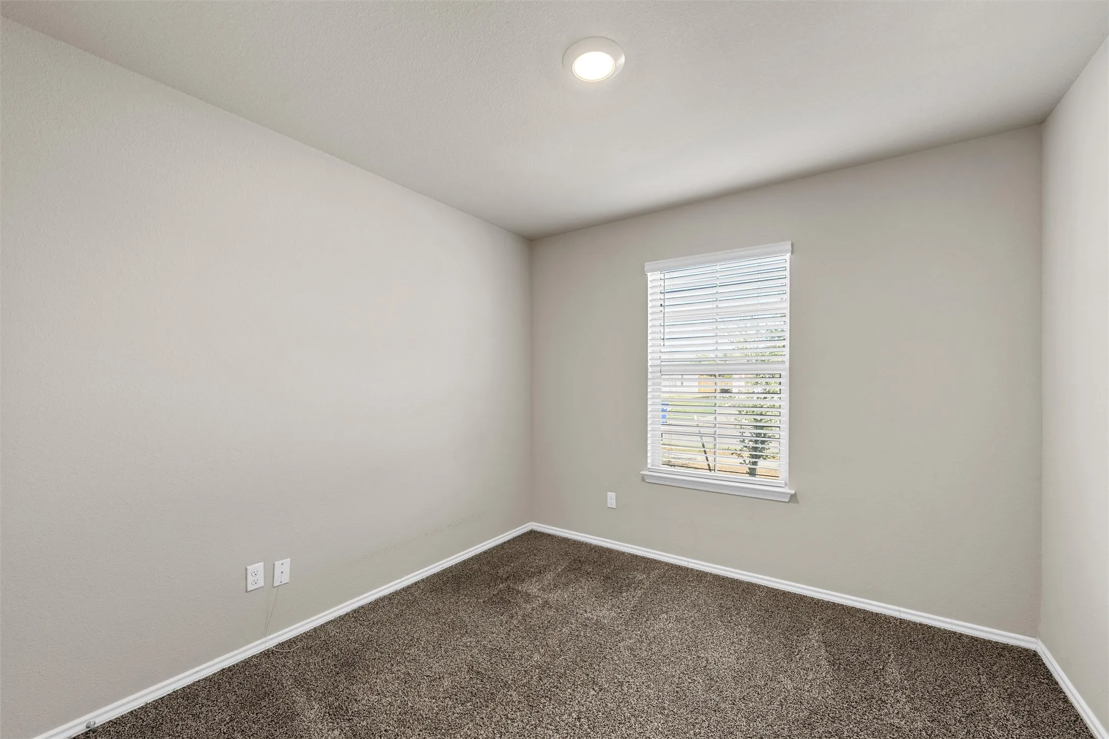 Single Family Residence For Sale in Mc Lennan County , 7100 Guadalupe Road, Waco, Texas 76633, 3 Bedroom, 2 Bathroom, 2 Garage spaces, 1,229 Sqft, built in 2022, mls#21387686, Real Estate Agent in Waco, Homes For Sale in Mc Lennan county, Homes For Sale in Waco, Realtor in Waco Texas, Real Estate Brokerage Independent Realty Texas, Luminita Cordes Realtor