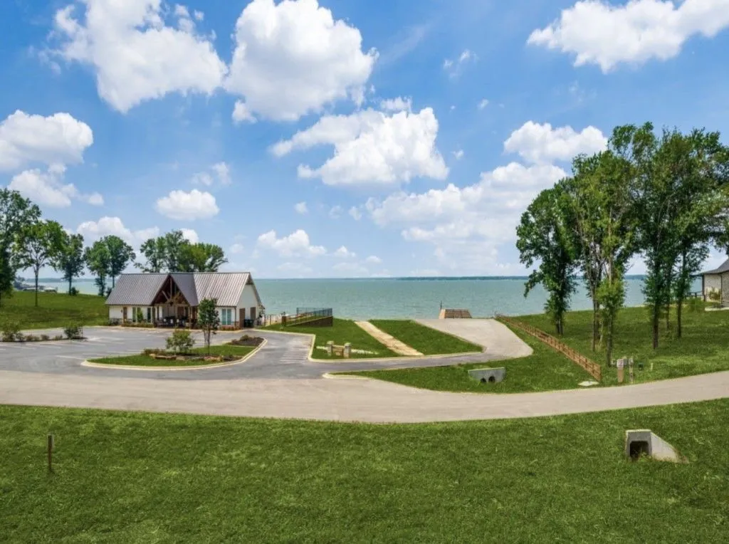 Unimproved Land For Sale in Kaufman County , 1593 Shoreline Drive, Mabank, Texas 75143, 0, 0, Garage spaces, 0 Sqft, built in 0, mls#21388162, Real Estate Agent in Mabank, Homes For Sale in Kaufman county, Homes For Sale in Mabank, Realtor in Mabank Texas, Real Estate Brokerage Independent Realty Texas, Luminita Cordes Realtor