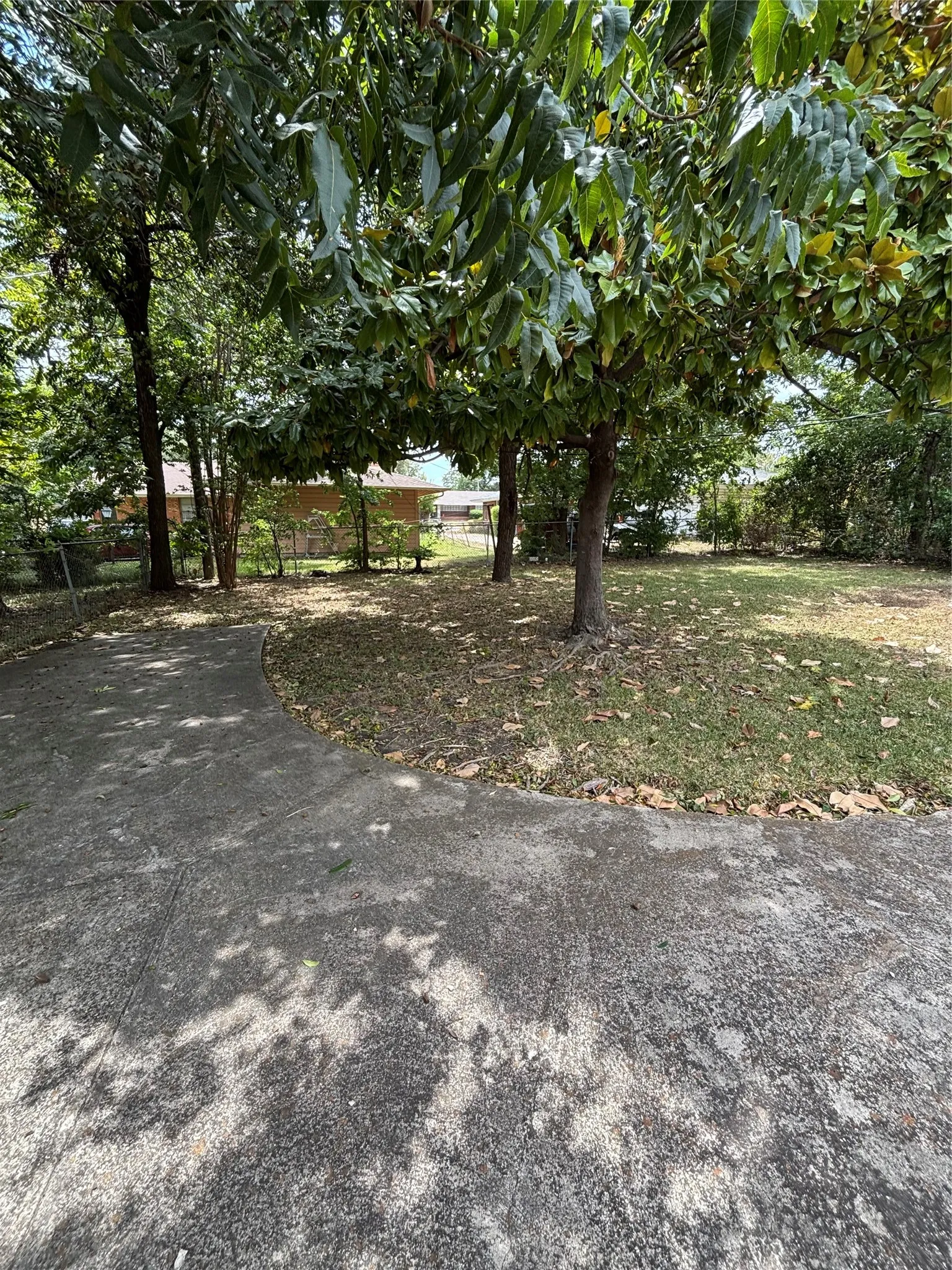 Single Family Residence For Sale in Dallas County , 1520 Sutter Street, Dallas, Texas 75216, 3 Bedroom, 2 Bathroom, 2 Garage spaces, 1,423 Sqft, built in 1950, mls#21388210, Real Estate Agent in Dallas, Homes For Sale in Dallas county, Homes For Sale in Dallas, Realtor in Dallas Texas, Real Estate Brokerage Independent Realty Texas, Luminita Cordes Realtor