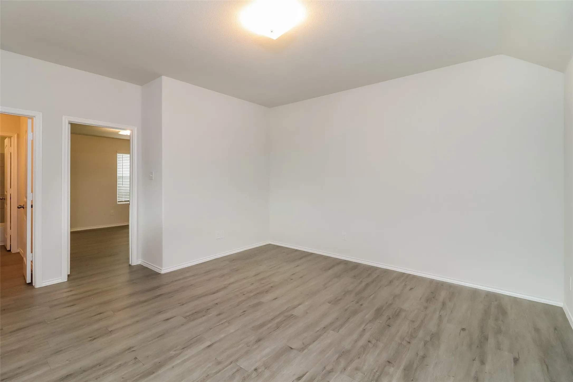 Single Family Residence For Rent in Tarrant County , 8328 Yaupon Holly Trail, Fort Worth, Texas 76123, 4 Bedroom, 3 Bathroom, 2 Garage spaces, 2,125 Sqft, built in 2022, mls#21388234, Real Estate Agent in Fort Worth, Homes For Rent in Tarrant county, Homes For Rent in Fort Worth, Realtor in Fort Worth Texas, Real Estate Brokerage Independent Realty Texas, Luminita Cordes Realtor