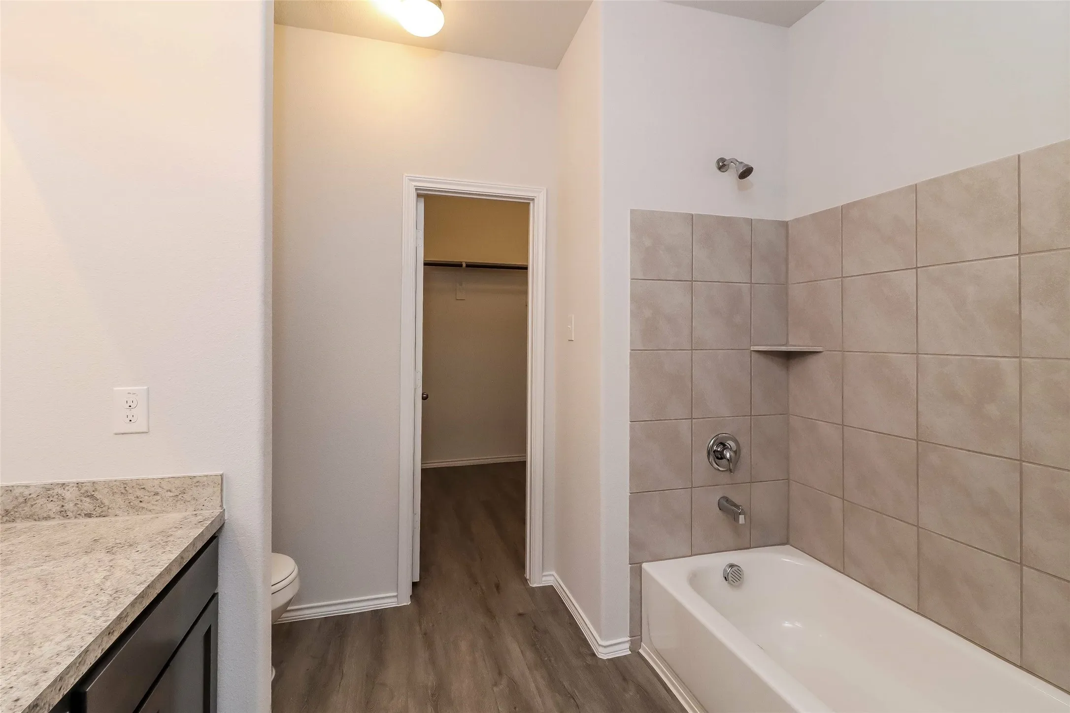 Single Family Residence For Rent in Tarrant County , 8328 Yaupon Holly Trail, Fort Worth, Texas 76123, 4 Bedroom, 3 Bathroom, 2 Garage spaces, 2,125 Sqft, built in 2022, mls#21388234, Real Estate Agent in Fort Worth, Homes For Rent in Tarrant county, Homes For Rent in Fort Worth, Realtor in Fort Worth Texas, Real Estate Brokerage Independent Realty Texas, Luminita Cordes Realtor