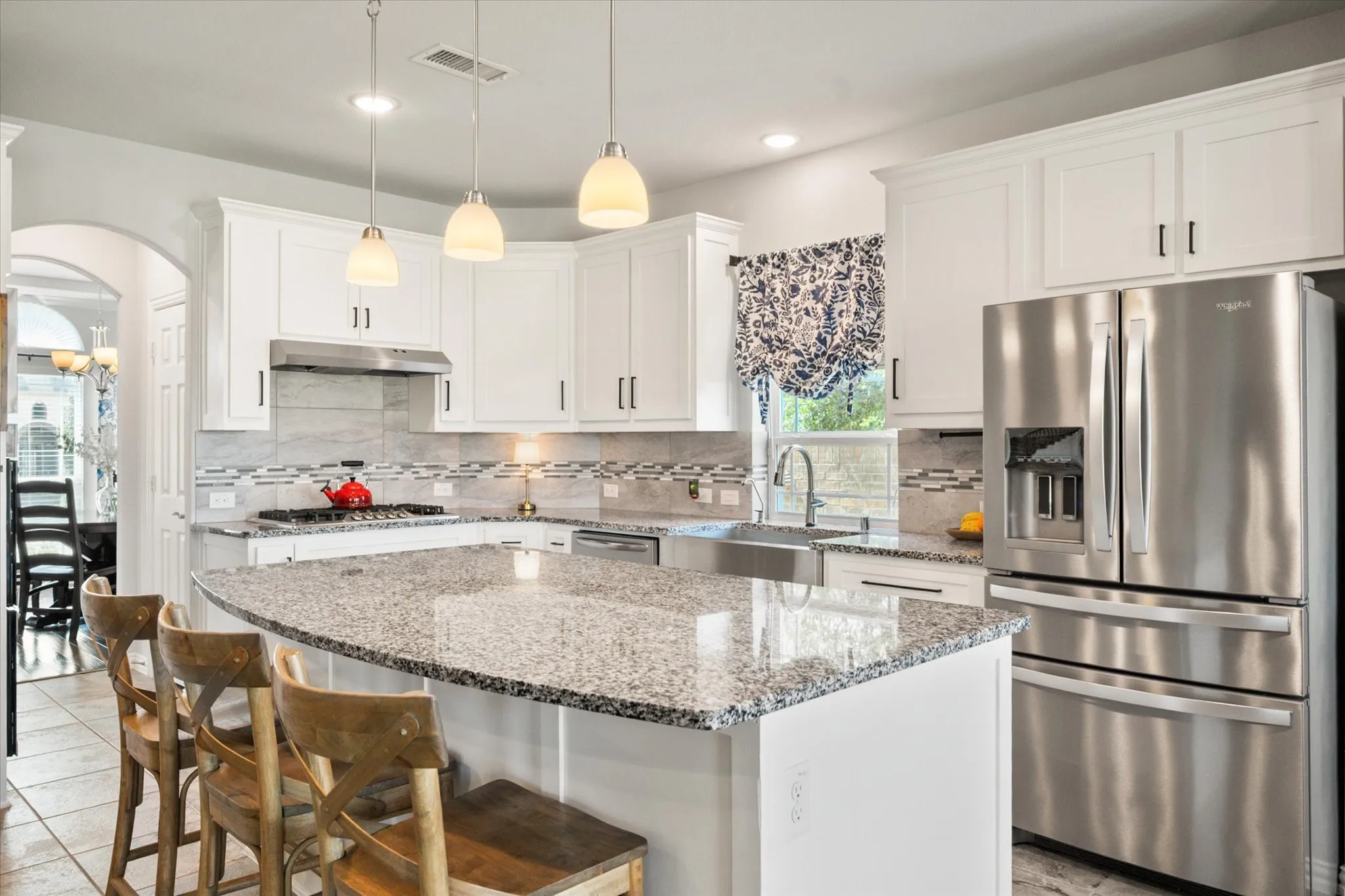 Single Family Residence For Sale in Tarrant County , 4401 De Bourgh Lane, Mansfield, Texas 76063, 5 Bedroom, 4 Bathroom, 2 Garage spaces, 3,667 Sqft, built in 2021, mls#21385072, Real Estate Agent in Mansfield, Homes For Sale in Tarrant county, Homes For Sale in Mansfield, Realtor in Mansfield Texas, Real Estate Brokerage Independent Realty Texas, Luminita Cordes Realtor