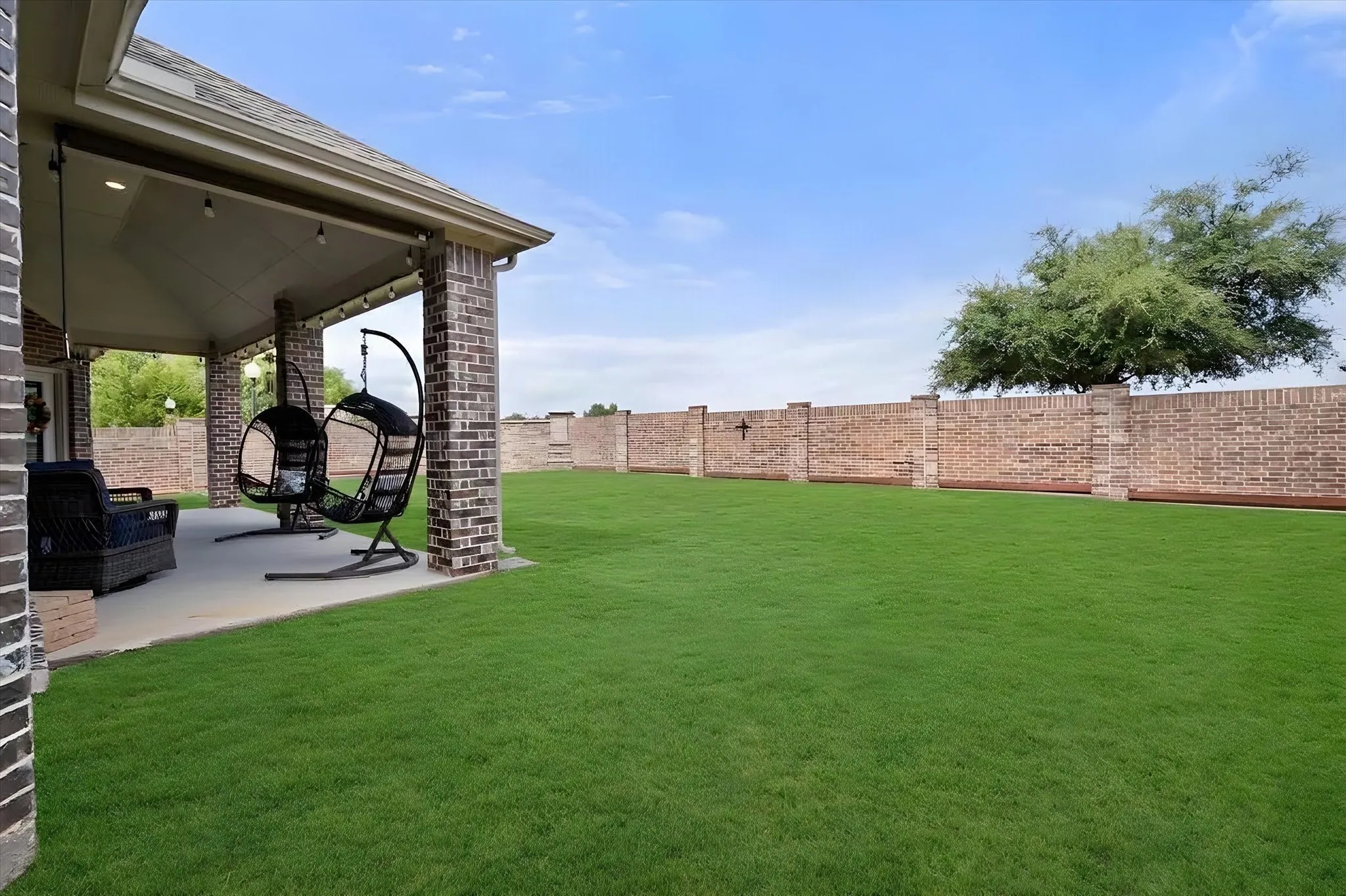 Single Family Residence For Sale in Tarrant County , 4401 De Bourgh Lane, Mansfield, Texas 76063, 5 Bedroom, 4 Bathroom, 2 Garage spaces, 3,667 Sqft, built in 2021, mls#21385072, Real Estate Agent in Mansfield, Homes For Sale in Tarrant county, Homes For Sale in Mansfield, Realtor in Mansfield Texas, Real Estate Brokerage Independent Realty Texas, Luminita Cordes Realtor