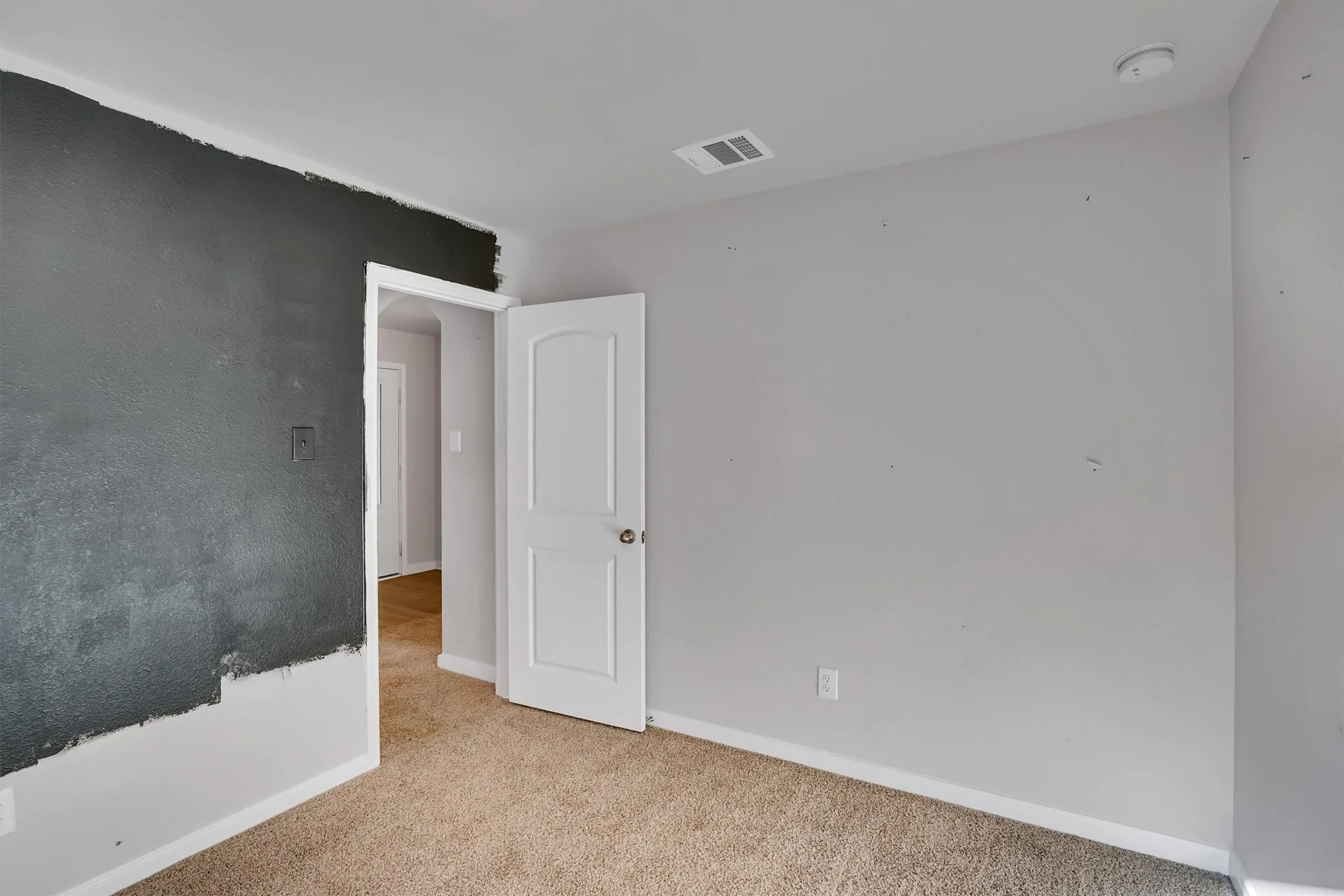 Single Family Residence For Sale in Ellis County , 921 Clark Drive, Ferris, Texas 75125, 3 Bedroom, 2 Bathroom, 2 Garage spaces, 1,419 Sqft, built in 2024, mls#21387754, Real Estate Agent in Ferris, Homes For Sale in Ellis county, Homes For Sale in Ferris, Realtor in Ferris Texas, Real Estate Brokerage Independent Realty Texas, Luminita Cordes Realtor