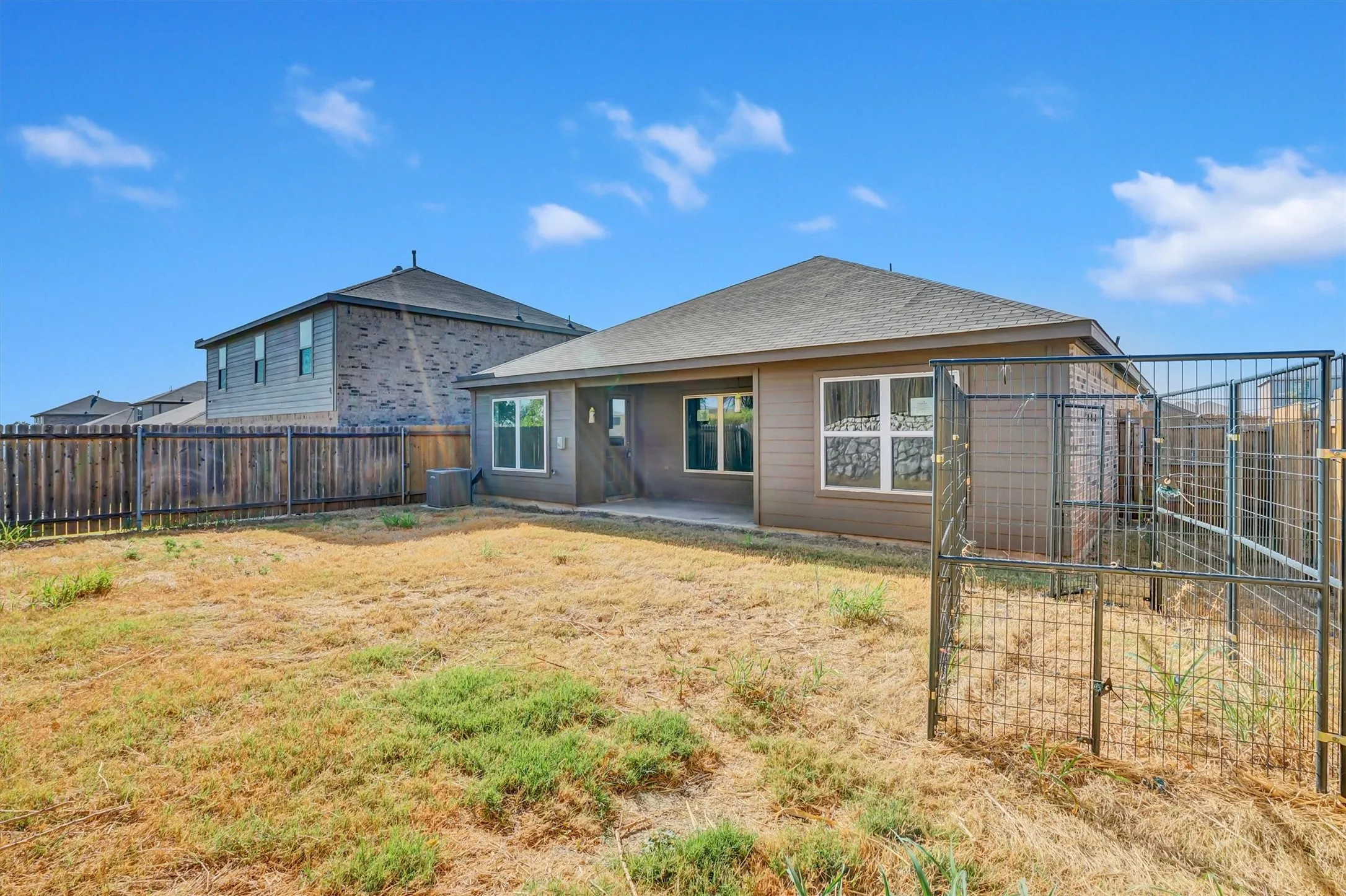 Single Family Residence For Sale in Ellis County , 921 Clark Drive, Ferris, Texas 75125, 3 Bedroom, 2 Bathroom, 2 Garage spaces, 1,419 Sqft, built in 2024, mls#21387754, Real Estate Agent in Ferris, Homes For Sale in Ellis county, Homes For Sale in Ferris, Realtor in Ferris Texas, Real Estate Brokerage Independent Realty Texas, Luminita Cordes Realtor