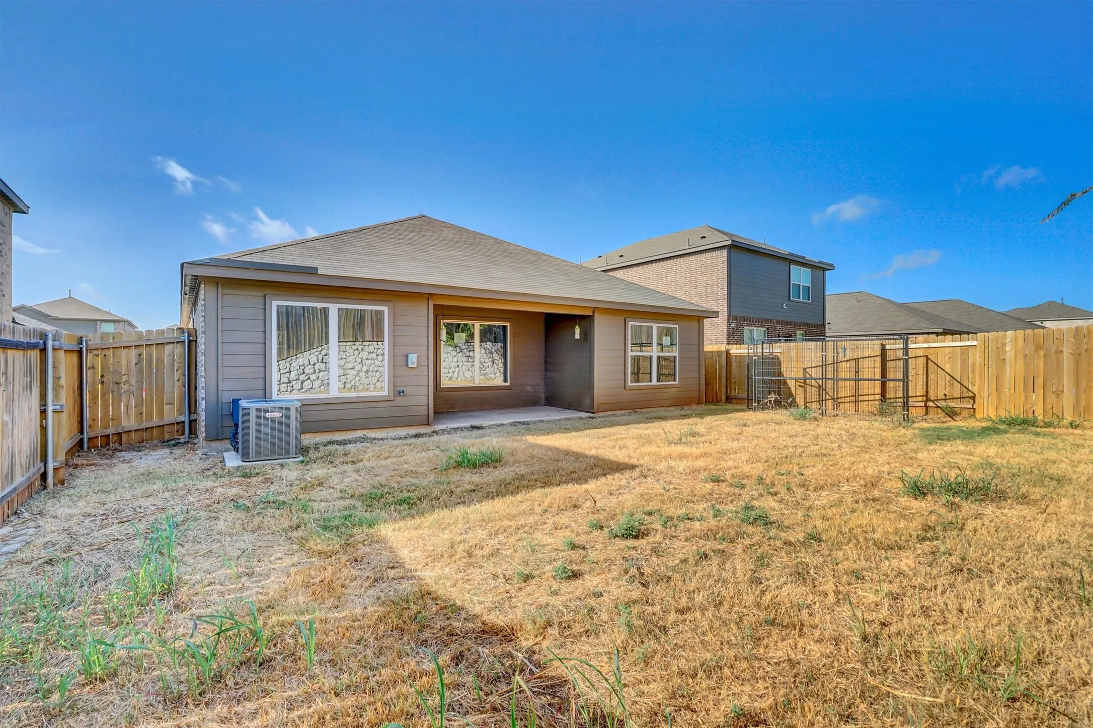 Single Family Residence For Sale in Ellis County , 921 Clark Drive, Ferris, Texas 75125, 3 Bedroom, 2 Bathroom, 2 Garage spaces, 1,419 Sqft, built in 2024, mls#21387754, Real Estate Agent in Ferris, Homes For Sale in Ellis county, Homes For Sale in Ferris, Realtor in Ferris Texas, Real Estate Brokerage Independent Realty Texas, Luminita Cordes Realtor