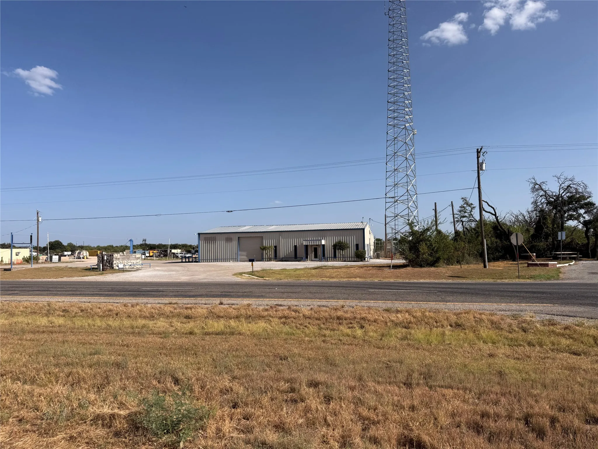 Warehouse For Sale in Brown County , 5050 Highway 67/377 N 377, Blanket, Texas 76802, 0, 0, Garage spaces, 0 Sqft, built in 1985, mls#21388247, Real Estate Agent in Blanket, Homes For Sale in Brown county, Homes For Sale in Blanket, Realtor in Blanket Texas, Real Estate Brokerage Independent Realty Texas, Luminita Cordes Realtor