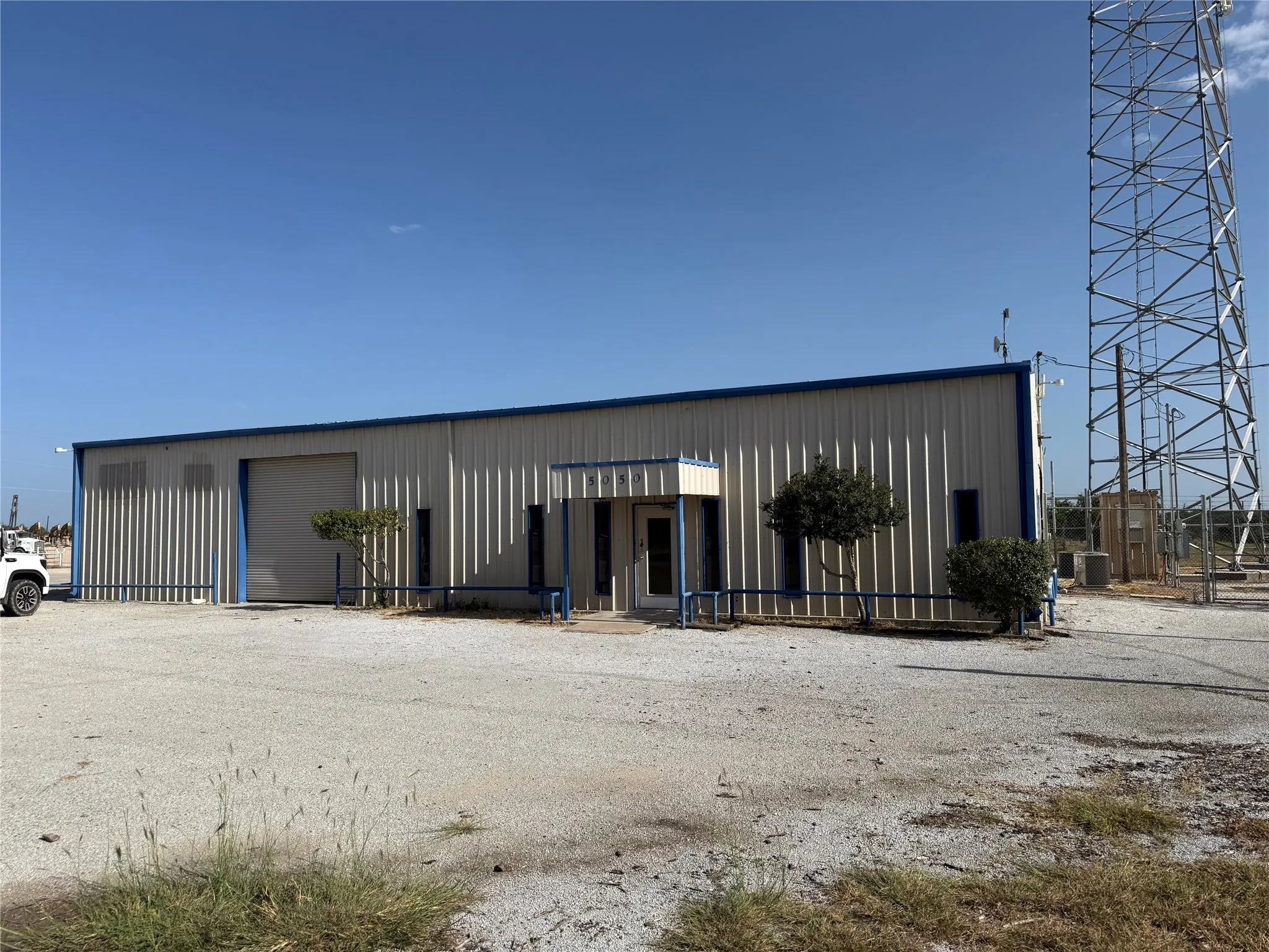Warehouse For Sale in Brown County , 5050 Highway 67/377 N 377, Blanket, Texas 76802, 0, 0, Garage spaces, 0 Sqft, built in 1985, mls#21388247, Real Estate Agent in Blanket, Homes For Sale in Brown county, Homes For Sale in Blanket, Realtor in Blanket Texas, Real Estate Brokerage Independent Realty Texas, Luminita Cordes Realtor