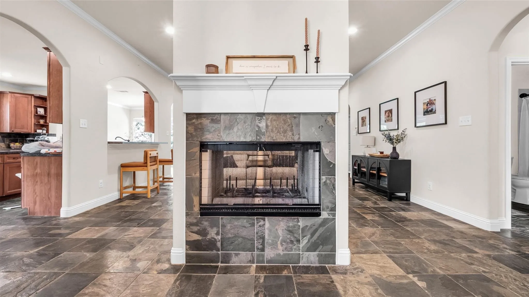 Single Family Residence For Sale in Grayson County , 1011 Sister Grove Road, Van Alstyne, Texas 75495, 3 Bedroom, 2 Bathroom, Garage spaces, 1,877 Sqft, built in 2006, mls#21388251, Real Estate Agent in Van Alstyne, Homes For Sale in Grayson county, Homes For Sale in Van Alstyne, Realtor in Van Alstyne Texas, Real Estate Brokerage Independent Realty Texas, Luminita Cordes Realtor