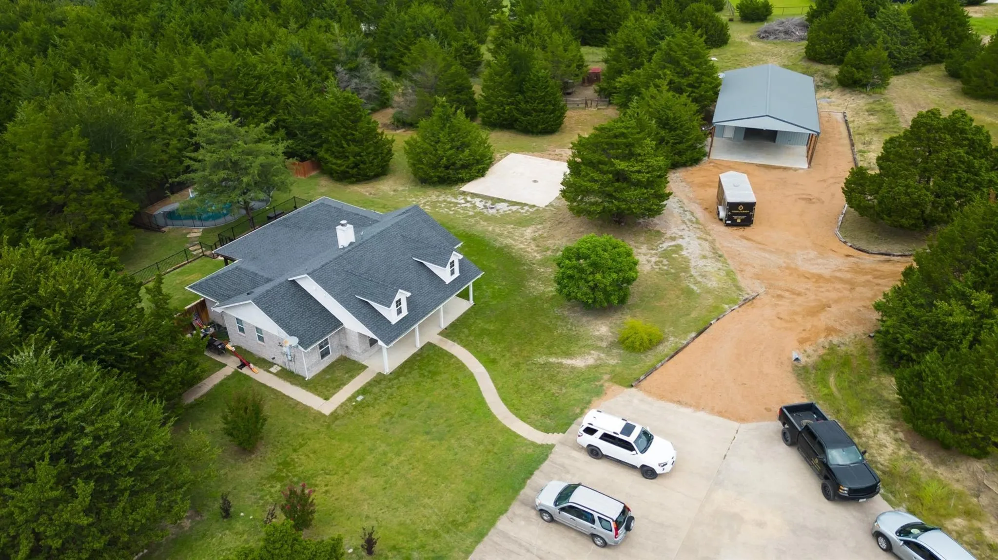 Single Family Residence For Sale in Grayson County , 1011 Sister Grove Road, Van Alstyne, Texas 75495, 3 Bedroom, 2 Bathroom, Garage spaces, 1,877 Sqft, built in 2006, mls#21388251, Real Estate Agent in Van Alstyne, Homes For Sale in Grayson county, Homes For Sale in Van Alstyne, Realtor in Van Alstyne Texas, Real Estate Brokerage Independent Realty Texas, Luminita Cordes Realtor