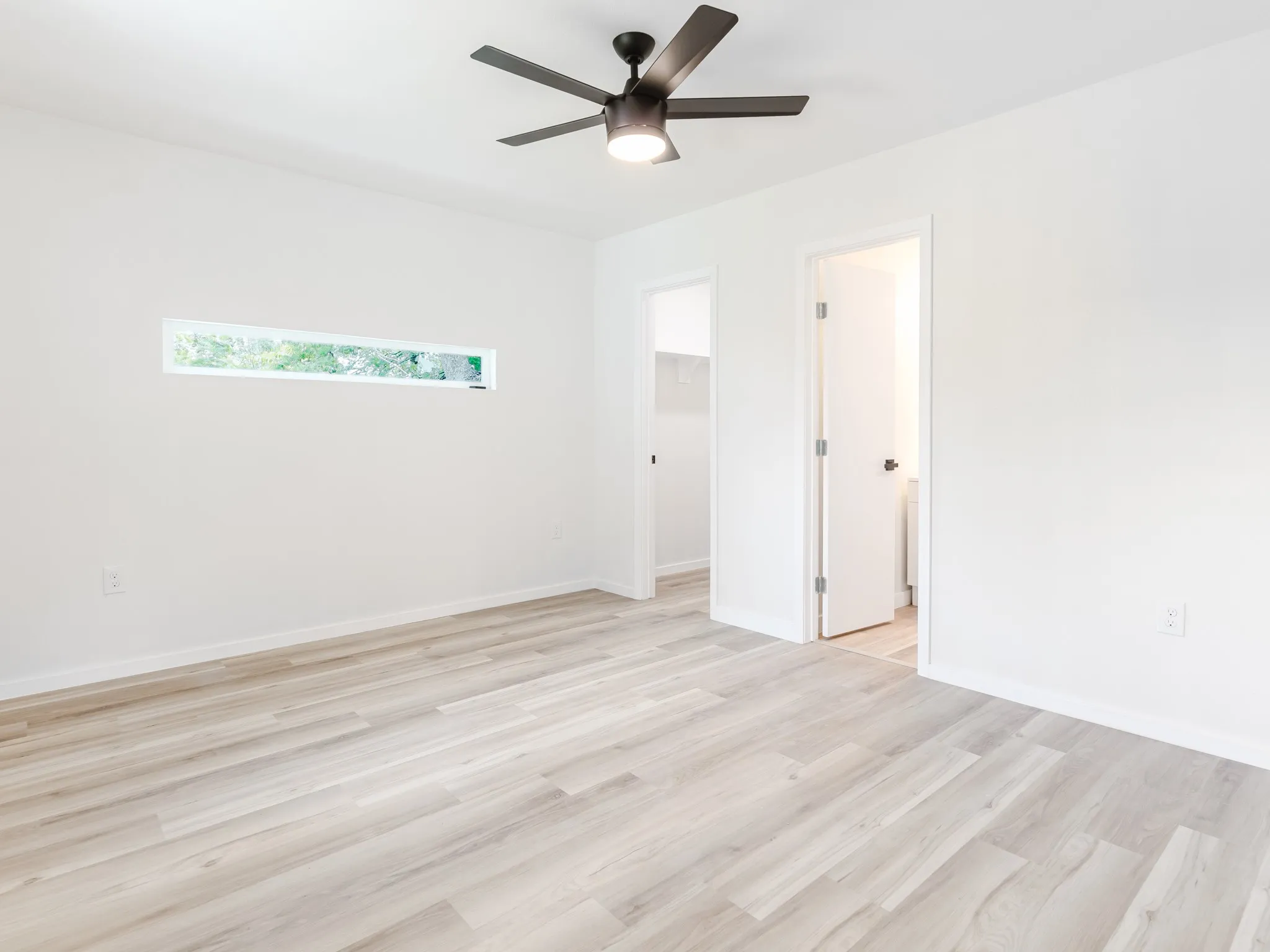 Single Family Residence For Sale in Dallas County , 2352 Talco Drive, Dallas, Texas 75241, 4 Bedroom, 2 Bathroom, 1 Garage spaces, 1,500 Sqft, built in 1960, mls#21388236, Real Estate Agent in Dallas, Homes For Sale in Dallas county, Homes For Sale in Dallas, Realtor in Dallas Texas, Real Estate Brokerage Independent Realty Texas, Luminita Cordes Realtor