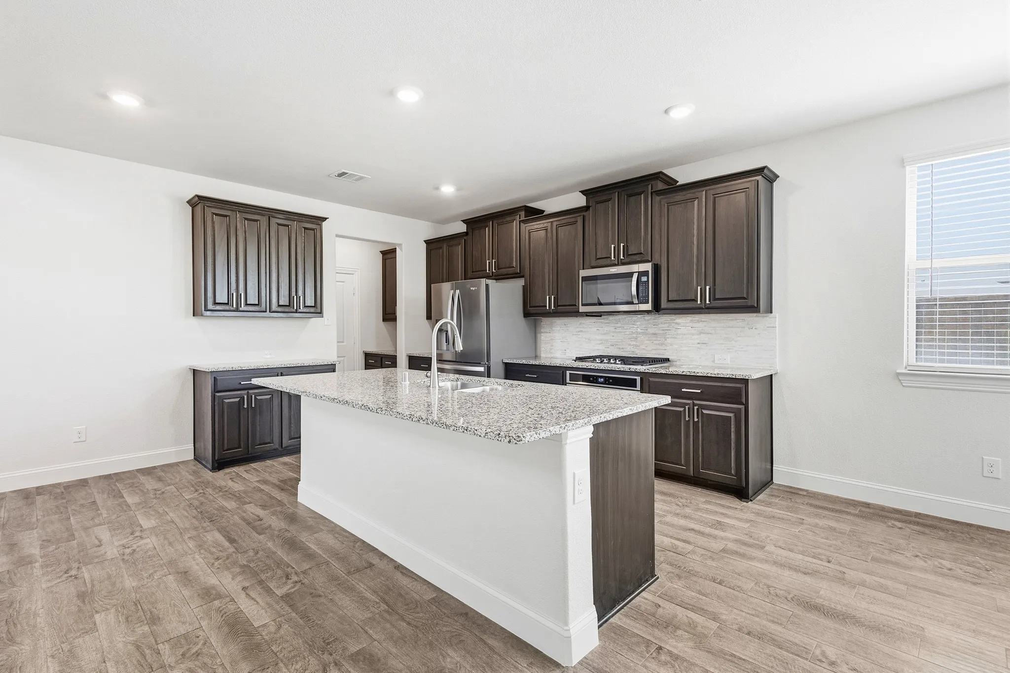 Single Family Residence For Rent in Collin County , 8416 Caribou Drive, Frisco, Texas 75035, 4 Bedroom, 3 Bathroom, 2 Garage spaces, 2,256 Sqft, built in 2020, mls#21385419, Real Estate Agent in Frisco, Homes For Rent in Collin county, Homes For Rent in Frisco, Realtor in Frisco Texas, Real Estate Brokerage Independent Realty Texas, Luminita Cordes Realtor
