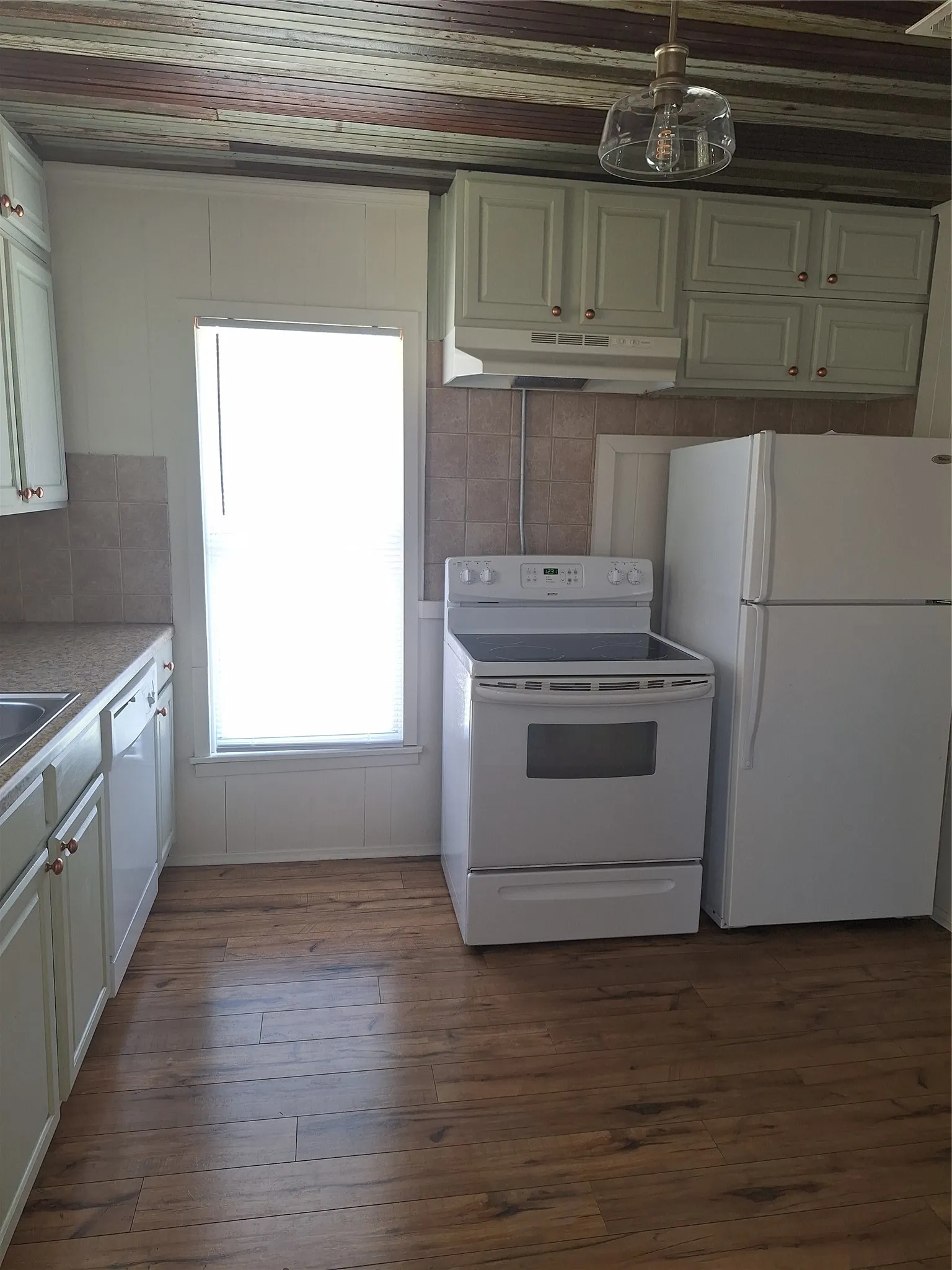 Apartment For Rent in Wise County , 101.5 E Hallsell, Decatur, Texas 76234, 0, 1 Bathroom, 1 Garage spaces, 704 Sqft, built in 1945, mls#21388271, Real Estate Agent in Decatur, Homes For Rent in Wise county, Homes For Rent in Decatur, Realtor in Decatur Texas, Real Estate Brokerage Independent Realty Texas, Luminita Cordes Realtor