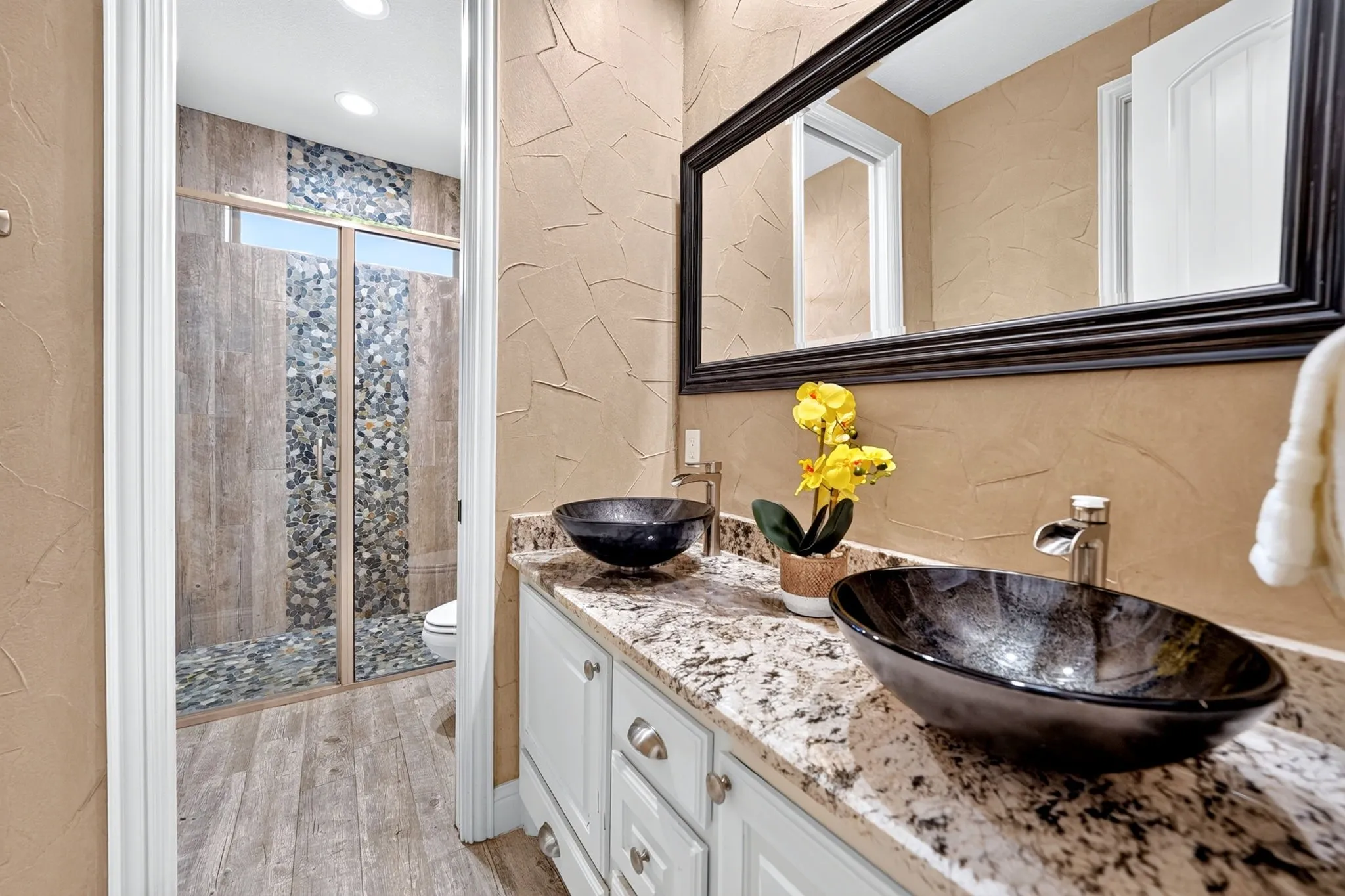 Single Family Residence For Sale in Hunt County , 2214 Buck Court, Caddo Mills, Texas 75135, 3 Bedroom, 4 Bathroom, 4 Garage spaces, 2,860 Sqft, built in 2016, mls#21388238, Real Estate Agent in Caddo Mills, Homes For Sale in Hunt county, Homes For Sale in Caddo Mills, Realtor in Caddo Mills Texas, Real Estate Brokerage Independent Realty Texas, Luminita Cordes Realtor