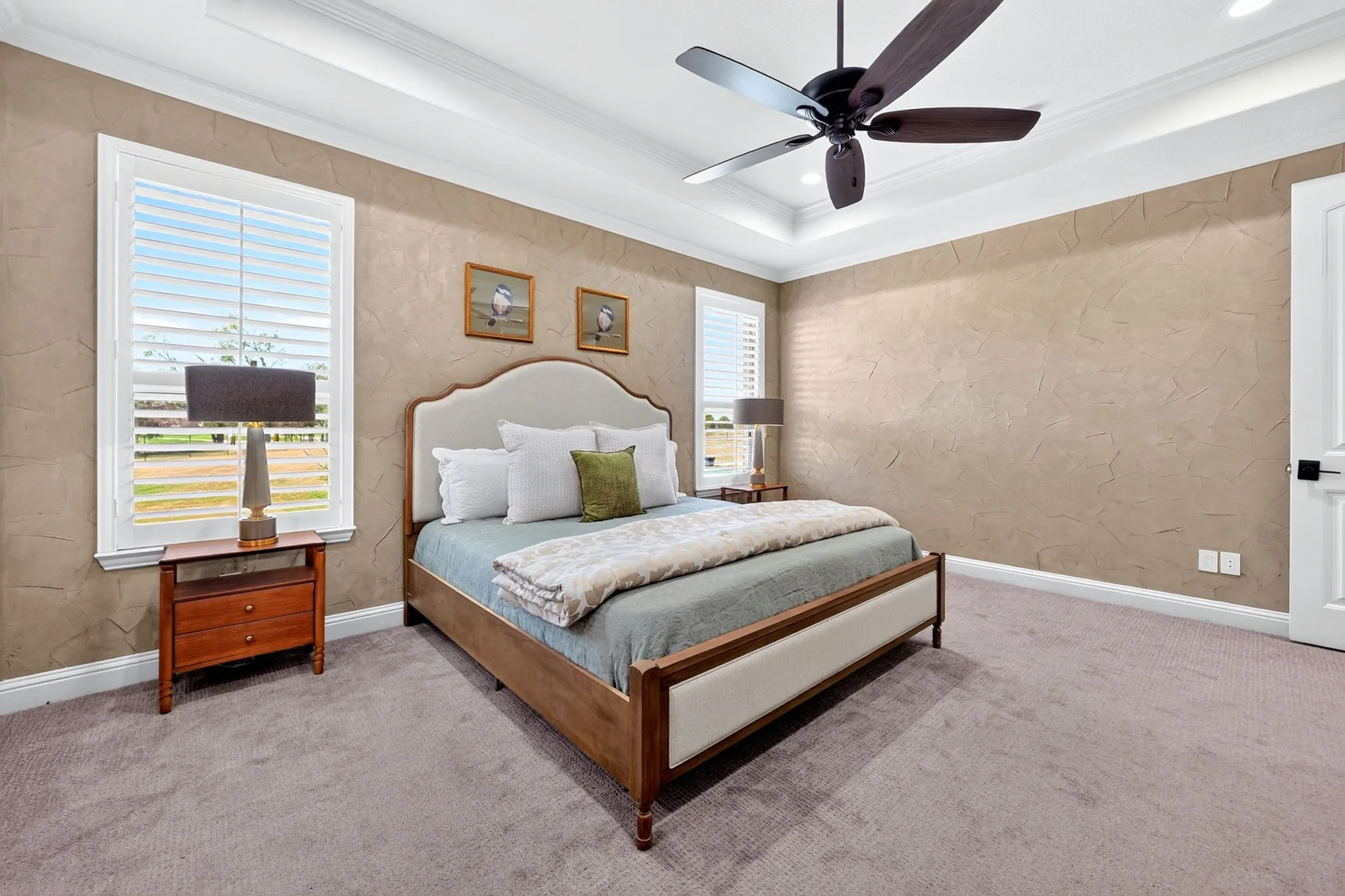Single Family Residence For Sale in Hunt County , 2214 Buck Court, Caddo Mills, Texas 75135, 3 Bedroom, 4 Bathroom, 4 Garage spaces, 2,860 Sqft, built in 2016, mls#21388238, Real Estate Agent in Caddo Mills, Homes For Sale in Hunt county, Homes For Sale in Caddo Mills, Realtor in Caddo Mills Texas, Real Estate Brokerage Independent Realty Texas, Luminita Cordes Realtor