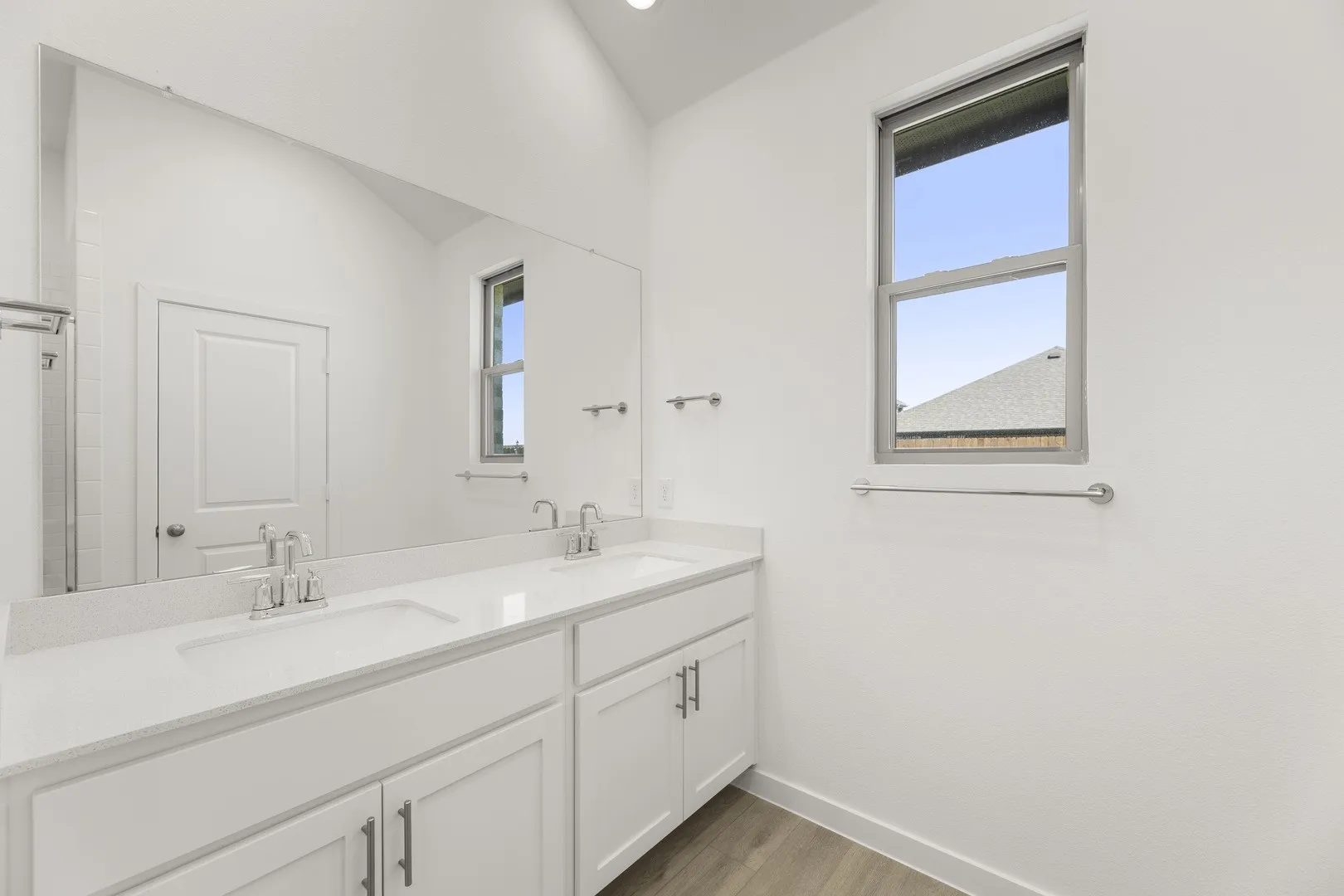22. 1408 Eagle Meadow - Bath (2)