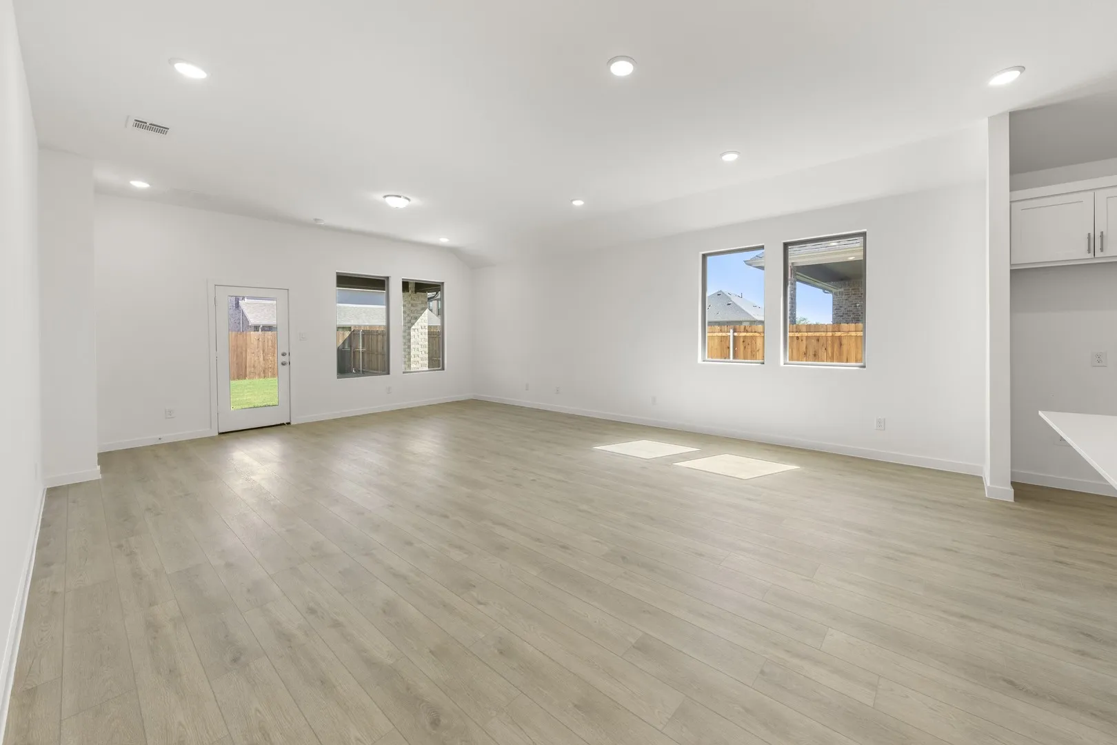 14. 1408 Eagle Meadow - Dining