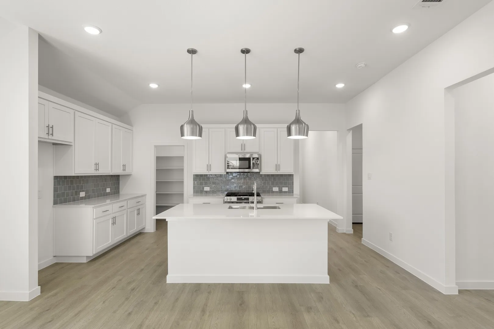 11. 1408 Eagle Meadow - Kitchen
