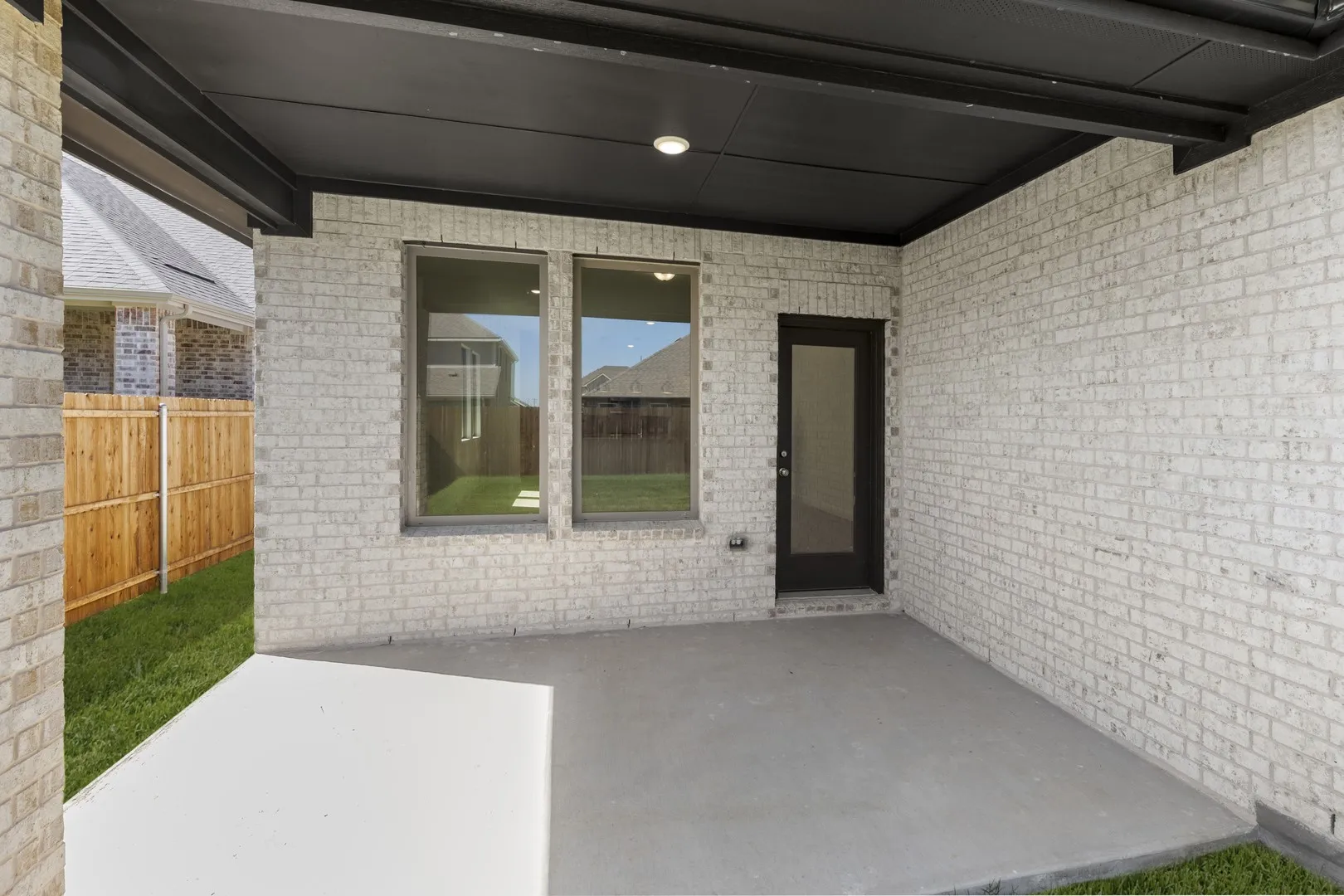 25. 1408 Eagle Meadow - Patio