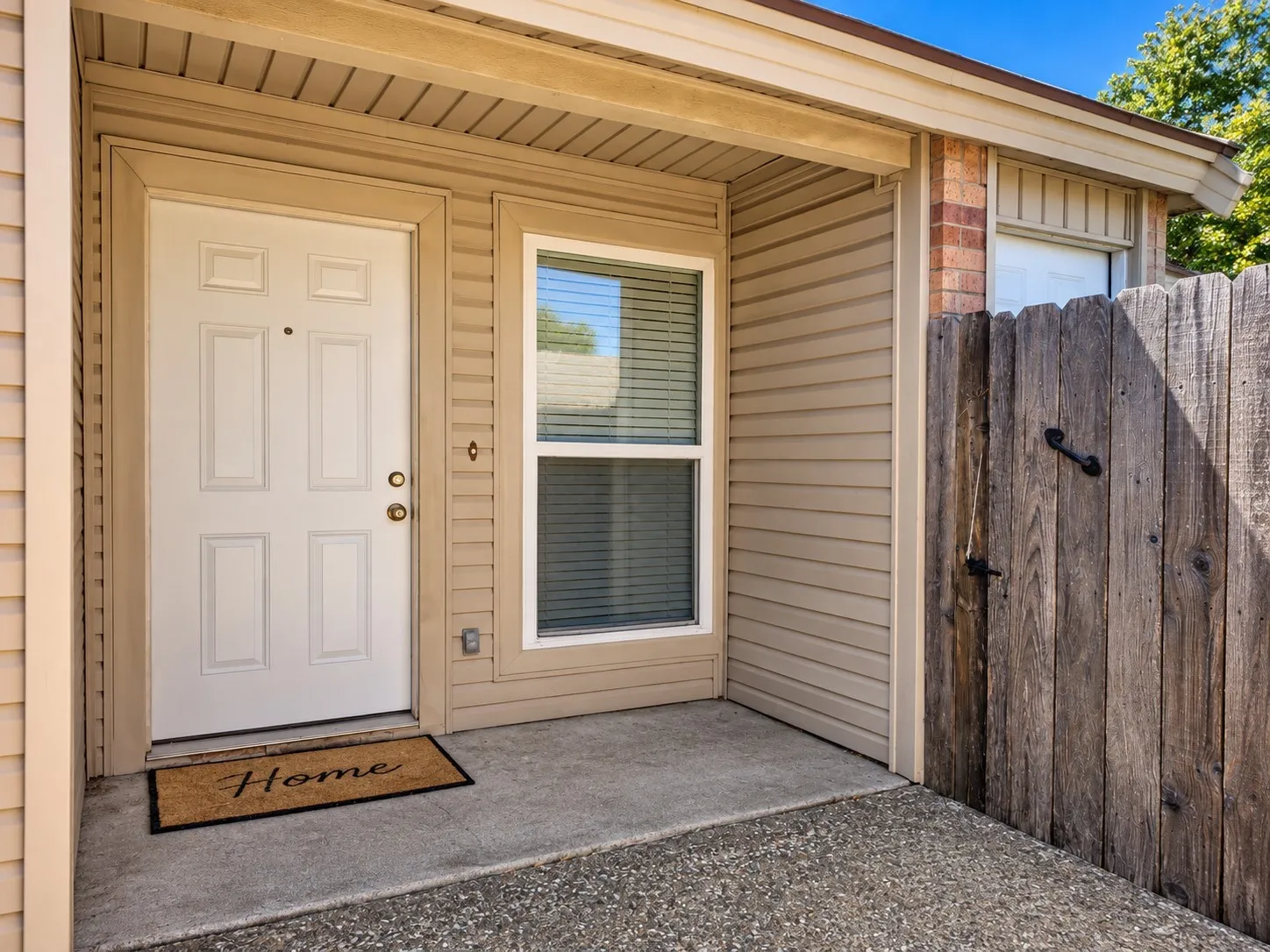 Duplex For Sale in Tarrant County , 2432 Windy Pine Lane, Arlington, Texas 76015, 5 Bedroom, 3 Bathroom, Garage spaces, 0 Sqft, built in 1982, mls#21374681, Real Estate Agent in Arlington, Homes For Sale in Tarrant county, Homes For Sale in Arlington, Realtor in Arlington Texas, Real Estate Brokerage Independent Realty Texas, Luminita Cordes Realtor