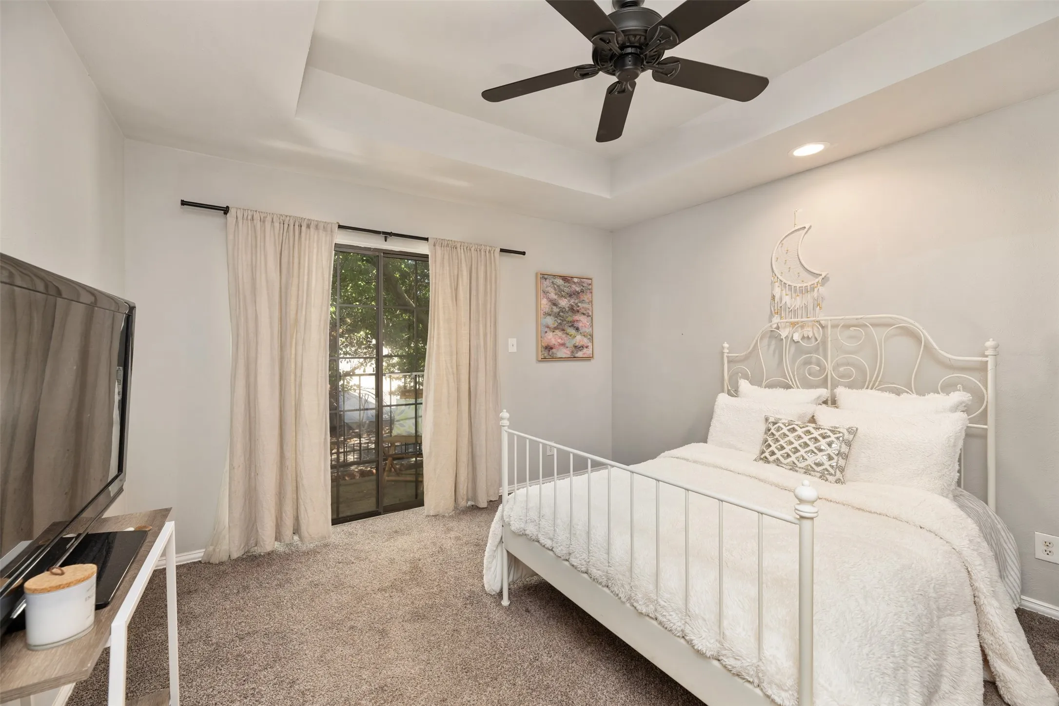 Condominium For Sale in Dallas County , 5100 Verde Valley Lane 131, Dallas, Texas 75254, 3 Bedroom, 3 Bathroom, Garage spaces, 1,545 Sqft, built in 1982, mls#21384184, Real Estate Agent in Dallas, Homes For Sale in Dallas county, Homes For Sale in Dallas, Realtor in Dallas Texas, Real Estate Brokerage Independent Realty Texas, Luminita Cordes Realtor