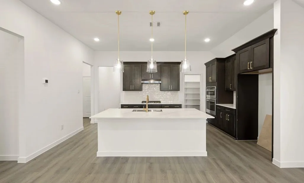 Kitchen Representative Photo featuring the Oxford Collection