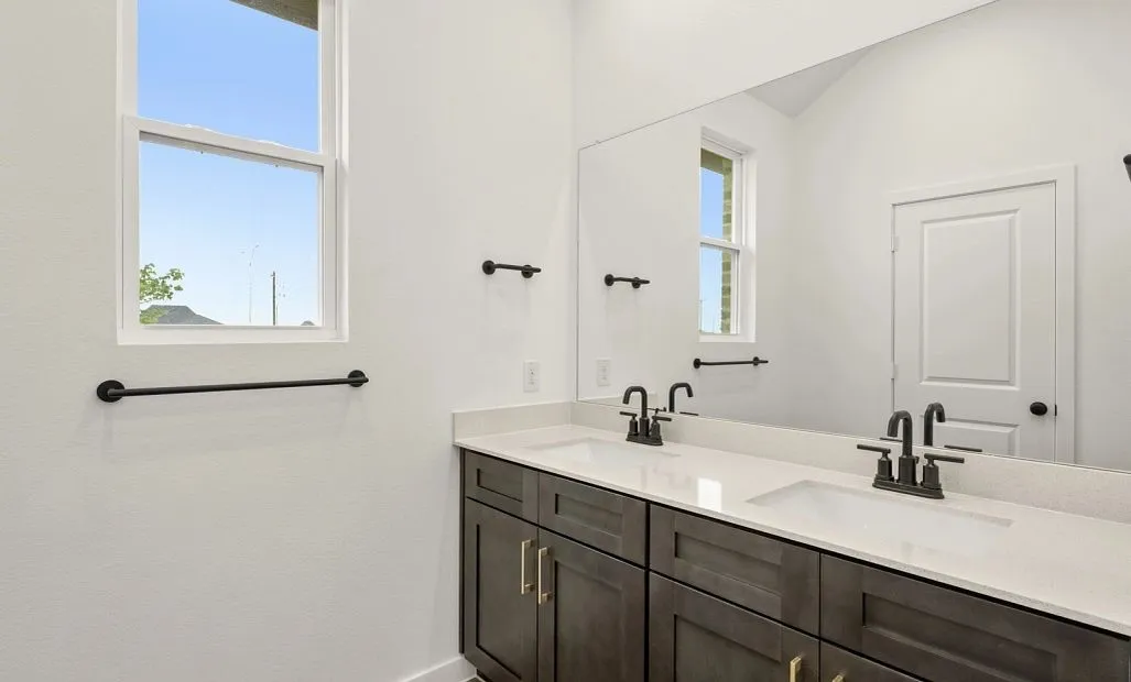 Primary Bathroom Representative Photo featuring the Oxford Collection
