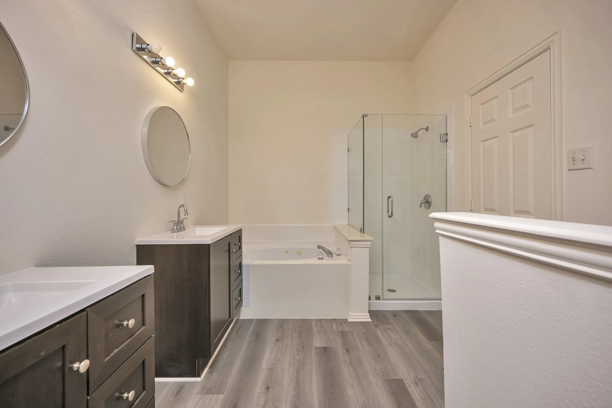 Single Family Residence For Sale in Tarrant County , 6716 Armstrong Court, Fort Worth, Texas 76137, 3 Bedroom, 2 Bathroom, 2 Garage spaces, 1,938 Sqft, built in 1999, mls#21386088, Real Estate Agent in Fort Worth, Homes For Sale in Tarrant county, Homes For Sale in Fort Worth, Realtor in Fort Worth Texas, Real Estate Brokerage Independent Realty Texas, Luminita Cordes Realtor