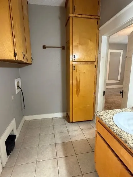 laundry in full bath