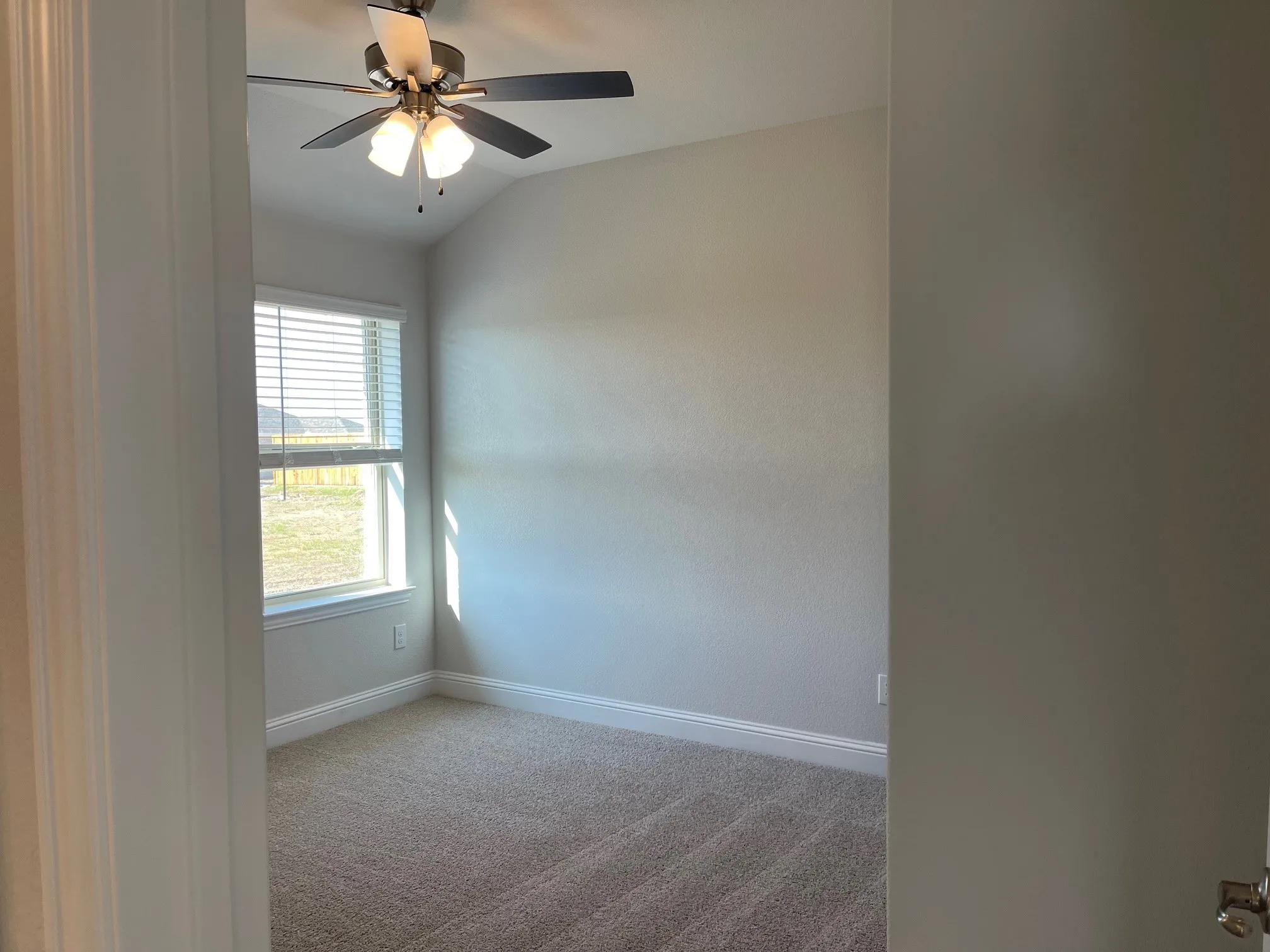 Single Family Residence For Rent in Denton County , 817 Birdie Drive, Little Elm, Texas 75068, 3 Bedroom, 2 Bathroom, 2 Garage spaces, 1,700 Sqft, built in 2025, mls#21388259, Real Estate Agent in Little Elm, Homes For Rent in Denton county, Homes For Rent in Little Elm, Realtor in Little Elm Texas, Real Estate Brokerage Independent Realty Texas, Luminita Cordes Realtor