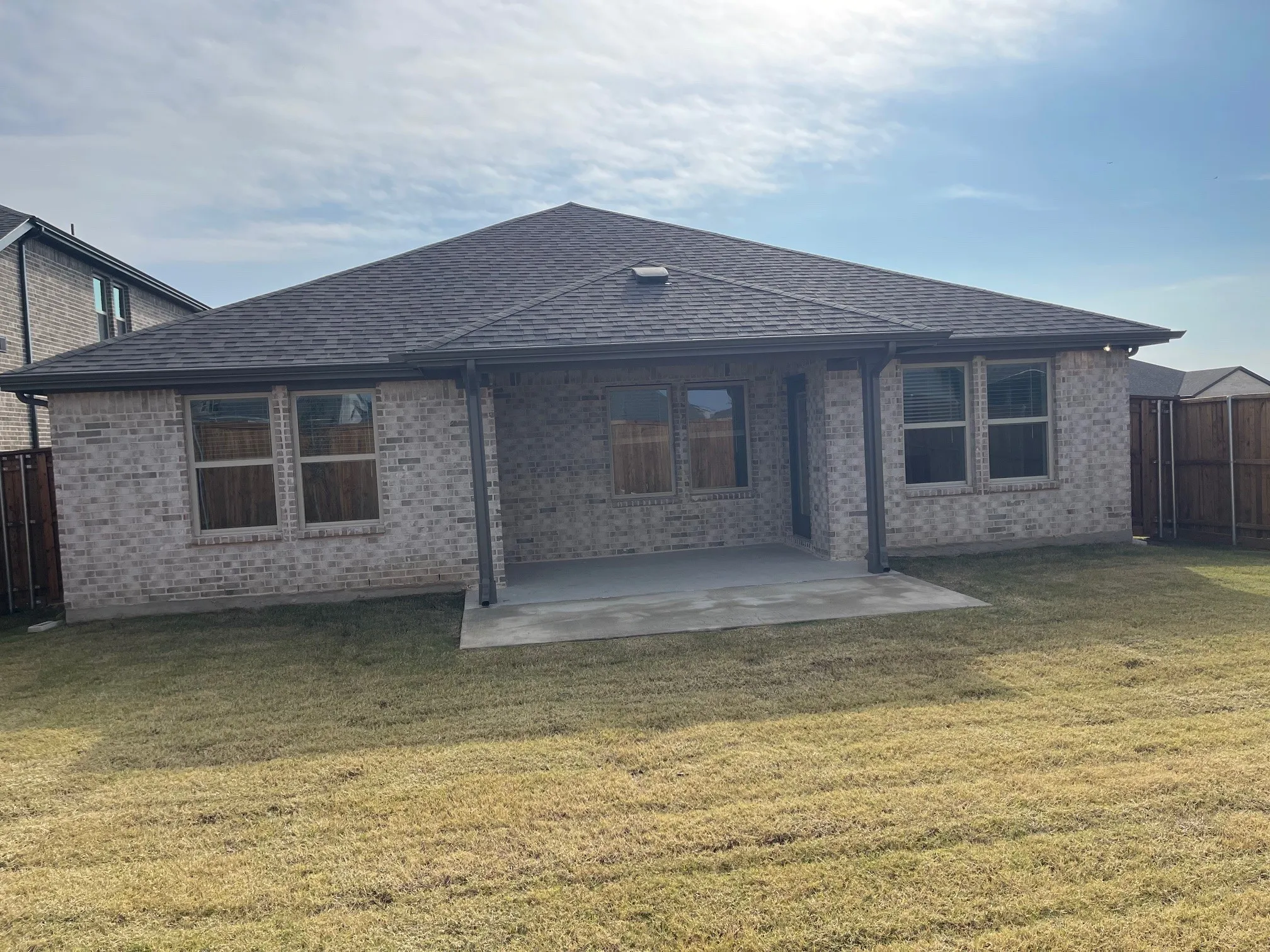 Single Family Residence For Rent in Denton County , 817 Birdie Drive, Little Elm, Texas 75068, 3 Bedroom, 2 Bathroom, 2 Garage spaces, 1,700 Sqft, built in 2025, mls#21388259, Real Estate Agent in Little Elm, Homes For Rent in Denton county, Homes For Rent in Little Elm, Realtor in Little Elm Texas, Real Estate Brokerage Independent Realty Texas, Luminita Cordes Realtor