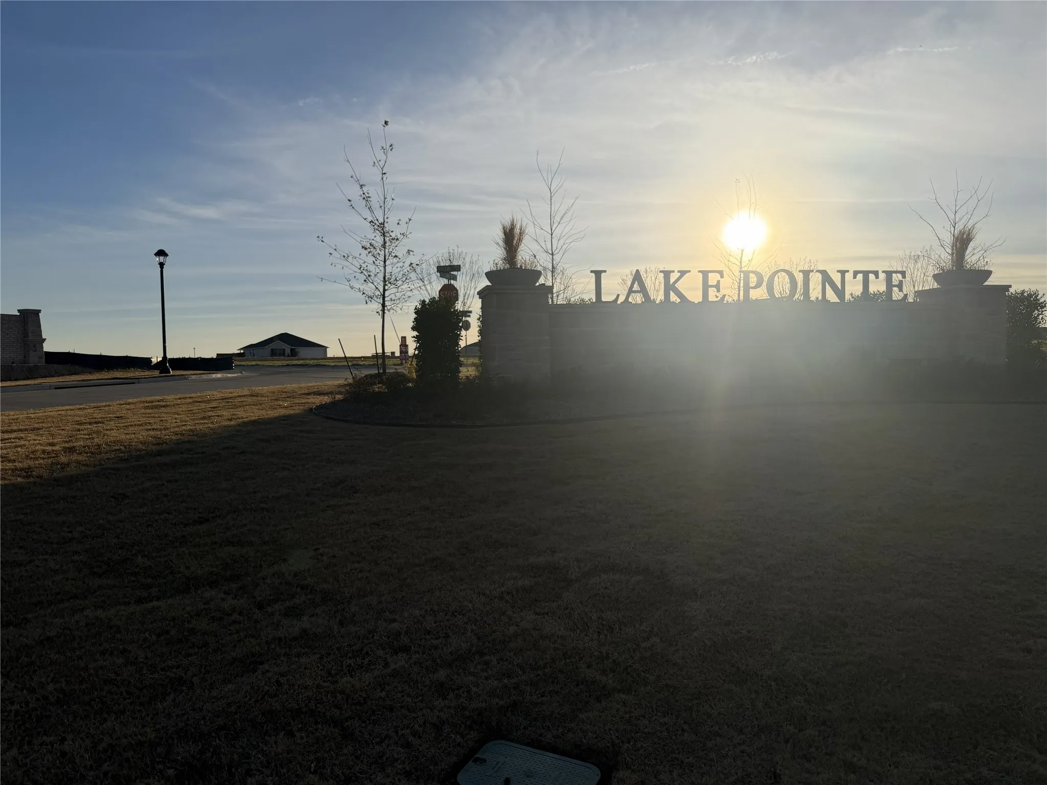 Single Family Residence For Rent in Denton County , 817 Birdie Drive, Little Elm, Texas 75068, 3 Bedroom, 2 Bathroom, 2 Garage spaces, 1,700 Sqft, built in 2025, mls#21388259, Real Estate Agent in Little Elm, Homes For Rent in Denton county, Homes For Rent in Little Elm, Realtor in Little Elm Texas, Real Estate Brokerage Independent Realty Texas, Luminita Cordes Realtor