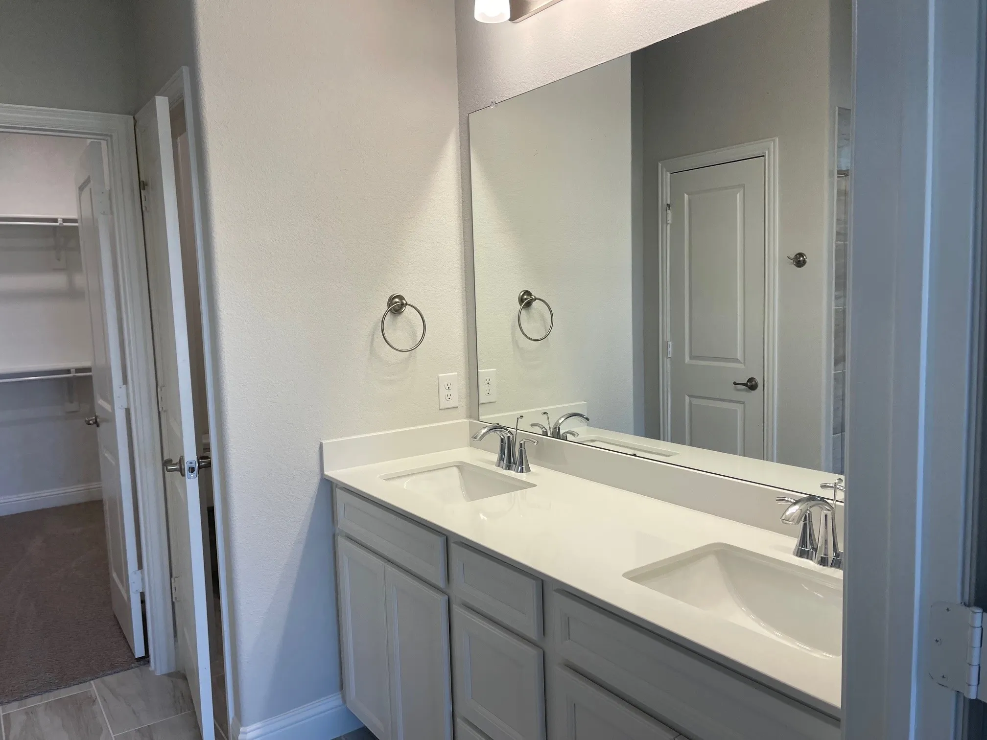 Single Family Residence For Rent in Denton County , 817 Birdie Drive, Little Elm, Texas 75068, 3 Bedroom, 2 Bathroom, 2 Garage spaces, 1,700 Sqft, built in 2025, mls#21388259, Real Estate Agent in Little Elm, Homes For Rent in Denton county, Homes For Rent in Little Elm, Realtor in Little Elm Texas, Real Estate Brokerage Independent Realty Texas, Luminita Cordes Realtor