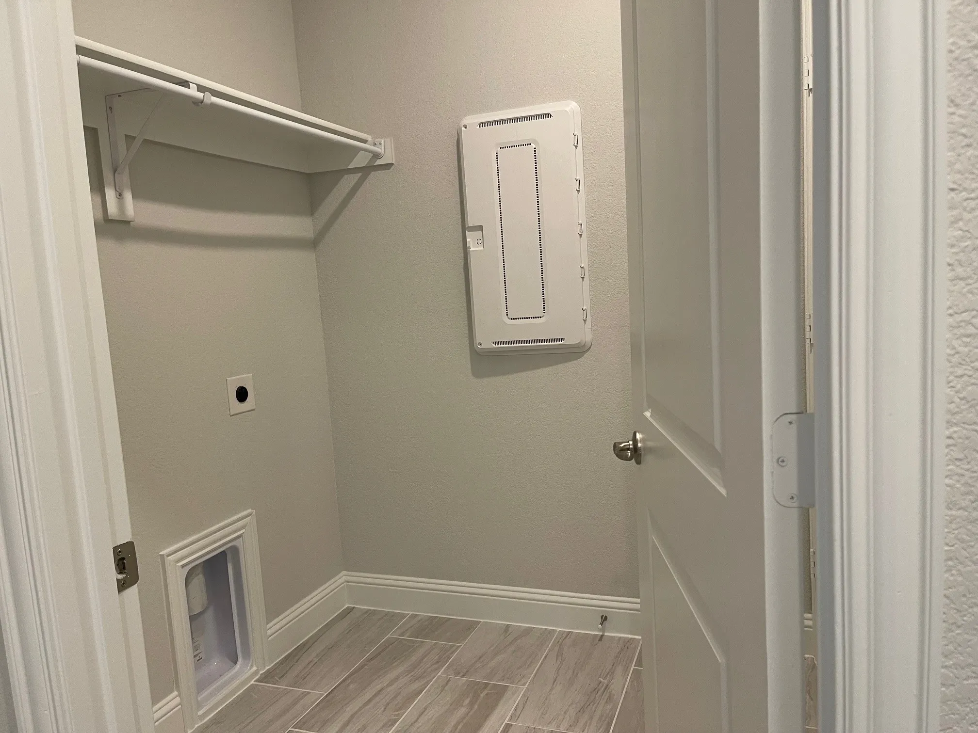 Single Family Residence For Rent in Denton County , 817 Birdie Drive, Little Elm, Texas 75068, 3 Bedroom, 2 Bathroom, 2 Garage spaces, 1,700 Sqft, built in 2025, mls#21388259, Real Estate Agent in Little Elm, Homes For Rent in Denton county, Homes For Rent in Little Elm, Realtor in Little Elm Texas, Real Estate Brokerage Independent Realty Texas, Luminita Cordes Realtor