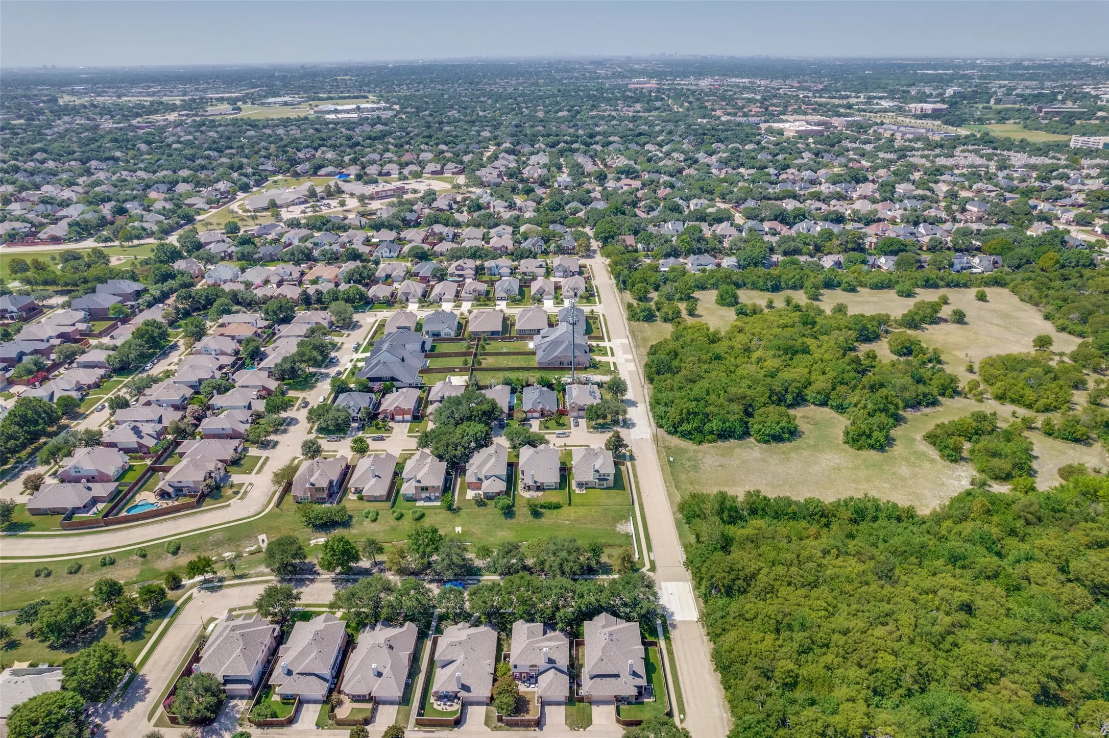 Single Family Residence For Rent in Collin County , 4617 Bending Oak Trail, Plano, Texas 75024, 3 Bedroom, 3 Bathroom, 2 Garage spaces, 2,432 Sqft, built in 2004, mls#21388274, Real Estate Agent in Plano, Homes For Rent in Collin county, Homes For Rent in Plano, Realtor in Plano Texas, Real Estate Brokerage Independent Realty Texas, Luminita Cordes Realtor