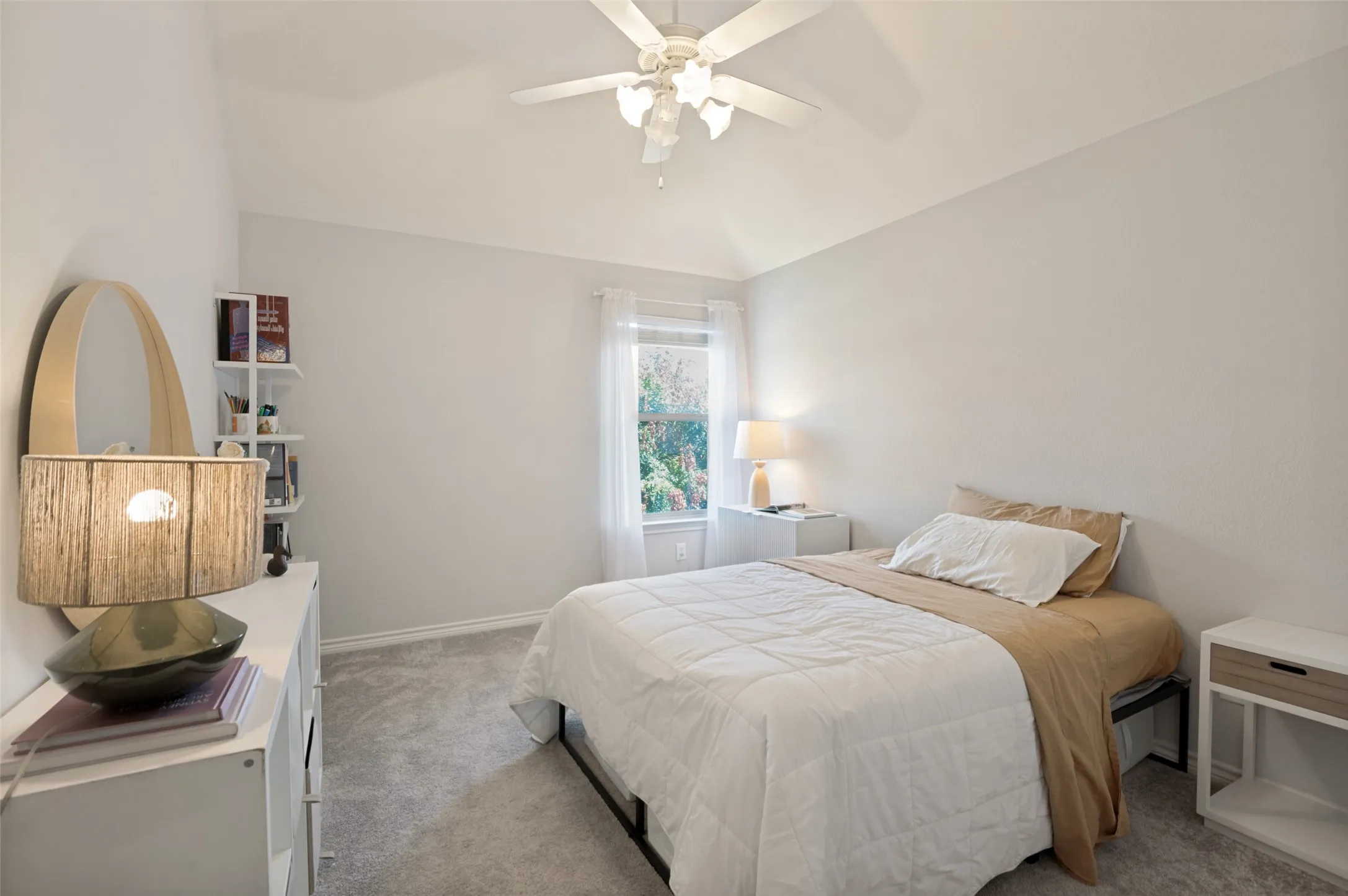 Single Family Residence For Rent in Collin County , 4617 Bending Oak Trail, Plano, Texas 75024, 3 Bedroom, 3 Bathroom, 2 Garage spaces, 2,432 Sqft, built in 2004, mls#21388274, Real Estate Agent in Plano, Homes For Rent in Collin county, Homes For Rent in Plano, Realtor in Plano Texas, Real Estate Brokerage Independent Realty Texas, Luminita Cordes Realtor