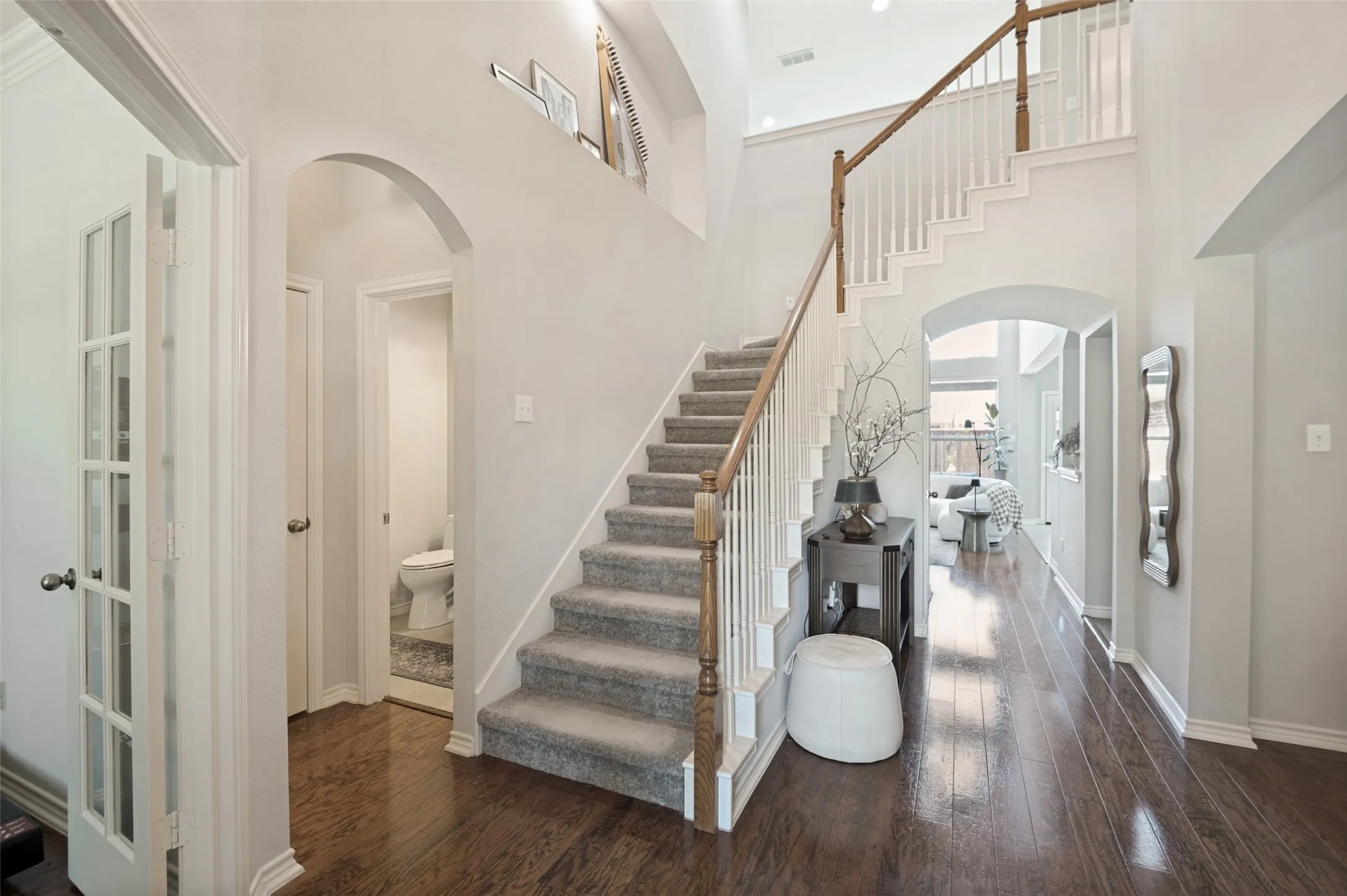 Single Family Residence For Rent in Collin County , 4617 Bending Oak Trail, Plano, Texas 75024, 3 Bedroom, 3 Bathroom, 2 Garage spaces, 2,432 Sqft, built in 2004, mls#21388274, Real Estate Agent in Plano, Homes For Rent in Collin county, Homes For Rent in Plano, Realtor in Plano Texas, Real Estate Brokerage Independent Realty Texas, Luminita Cordes Realtor