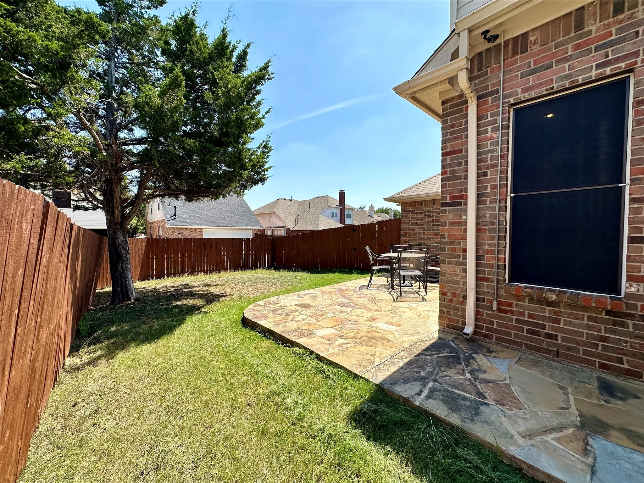 Single Family Residence For Rent in Collin County , 2013 Saint Anne Drive, Allen, Texas 75013, 3 Bedroom, 2 Bathroom, 2 Garage spaces, 1,871 Sqft, built in 1999, mls#21383234, Real Estate Agent in Allen, Homes For Rent in Collin county, Homes For Rent in Allen, Realtor in Allen Texas, Real Estate Brokerage Independent Realty Texas, Luminita Cordes Realtor