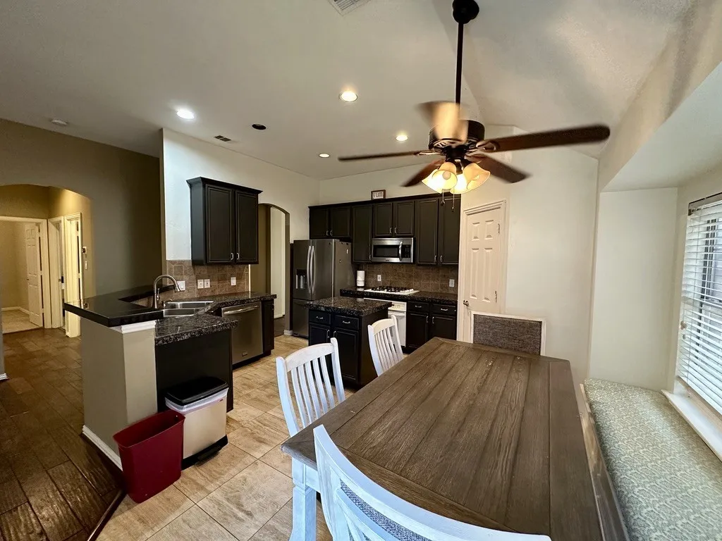 Single Family Residence For Rent in Collin County , 2013 Saint Anne Drive, Allen, Texas 75013, 3 Bedroom, 2 Bathroom, 2 Garage spaces, 1,871 Sqft, built in 1999, mls#21383234, Real Estate Agent in Allen, Homes For Rent in Collin county, Homes For Rent in Allen, Realtor in Allen Texas, Real Estate Brokerage Independent Realty Texas, Luminita Cordes Realtor
