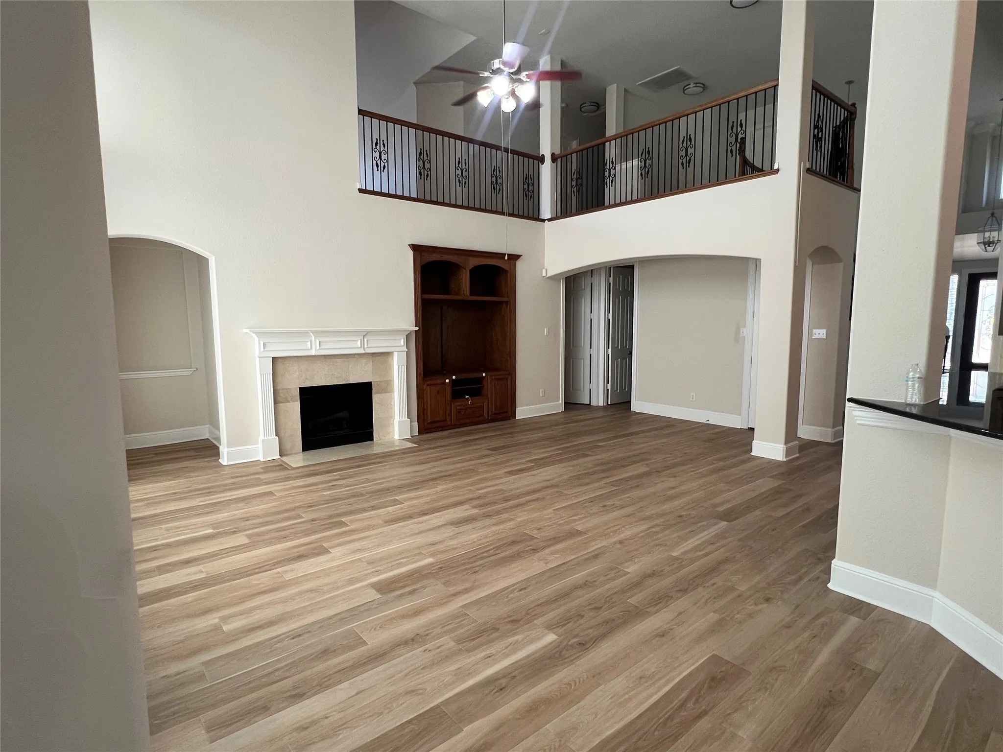 Single Family Residence For Rent in Dallas County , 1228 Sandy Shore Road, Irving, Texas 75063, 4 Bedroom, 3 Bathroom, 2 Garage spaces, 3,838 Sqft, built in 2004, mls#21388267, Real Estate Agent in Irving, Homes For Rent in Dallas county, Homes For Rent in Irving, Realtor in Irving Texas, Real Estate Brokerage Independent Realty Texas, Luminita Cordes Realtor