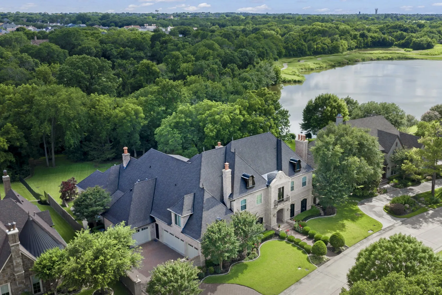 Single Family Residence For Sale in Tarrant County , 1430 Eagle Bend, Southlake, Texas 76092, 5 Bedroom, 8 Bathroom, 4 Garage spaces, 8,935 Sqft, built in 2005, mls#21388182, Real Estate Agent in Southlake, Homes For Sale in Tarrant county, Homes For Sale in Southlake, Realtor in Southlake Texas, Real Estate Brokerage Independent Realty Texas, Luminita Cordes Realtor