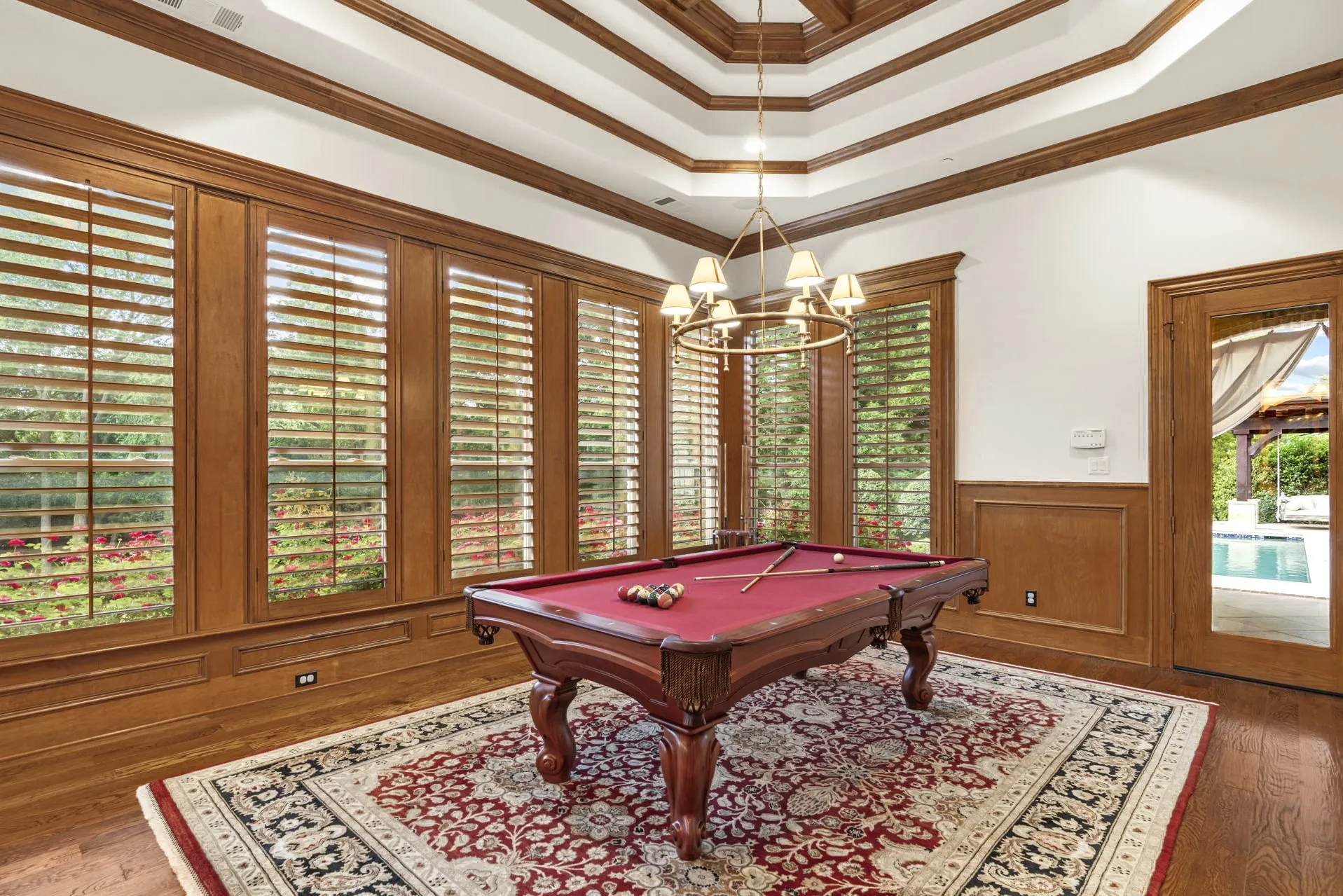 Single Family Residence For Sale in Tarrant County , 1430 Eagle Bend, Southlake, Texas 76092, 5 Bedroom, 8 Bathroom, 4 Garage spaces, 8,935 Sqft, built in 2005, mls#21388182, Real Estate Agent in Southlake, Homes For Sale in Tarrant county, Homes For Sale in Southlake, Realtor in Southlake Texas, Real Estate Brokerage Independent Realty Texas, Luminita Cordes Realtor