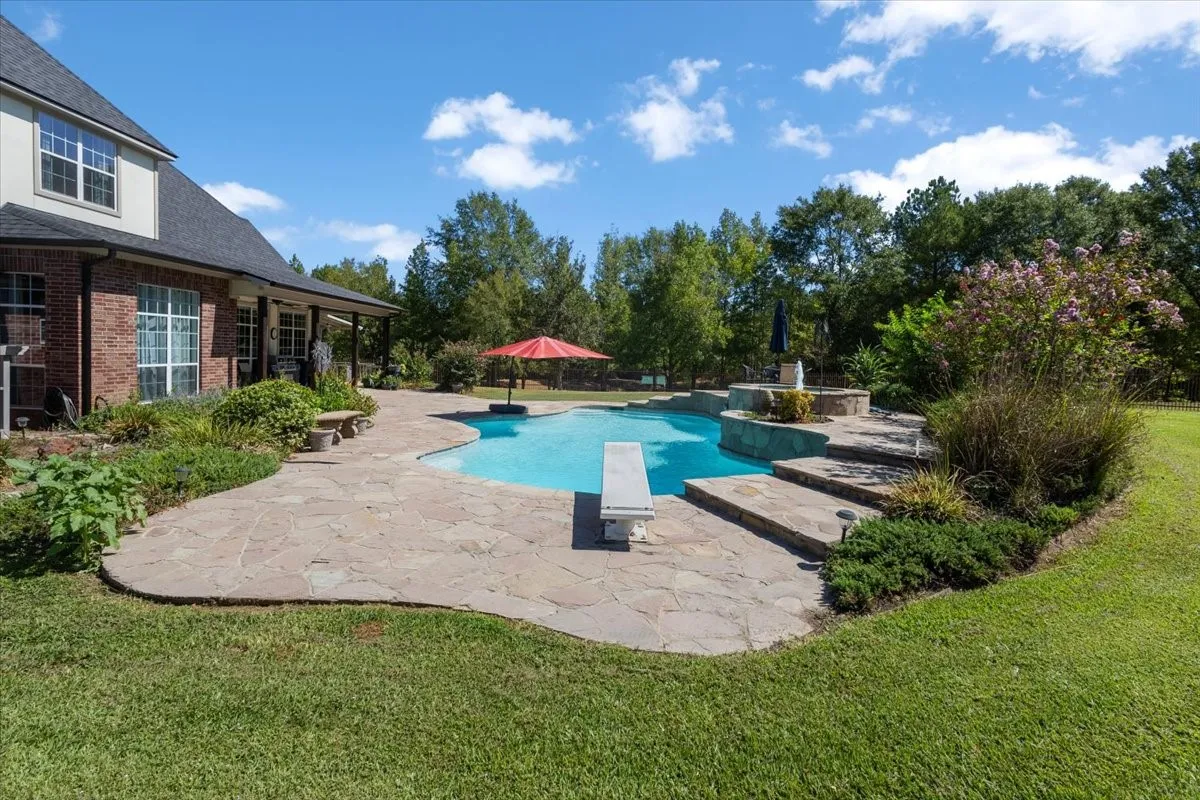 Single Family Residence For Sale in Upshur County , 1400 PR 1062, Gilmer, Texas 75645, 4 Bedroom, 3 Bathroom, 2 Garage spaces, 3,846 Sqft, built in 2003, mls#21388298, Real Estate Agent in Gilmer, Homes For Sale in Upshur county, Homes For Sale in Gilmer, Realtor in Gilmer Texas, Real Estate Brokerage Independent Realty Texas, Luminita Cordes Realtor